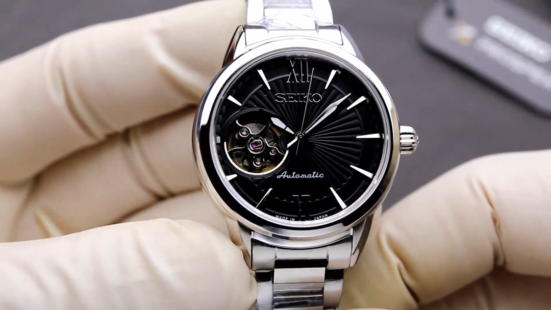 SEIKO SSA79-J1 Women’s Watch: Stylish Design, Waterproof, Night-Light, Sapphire Glass.