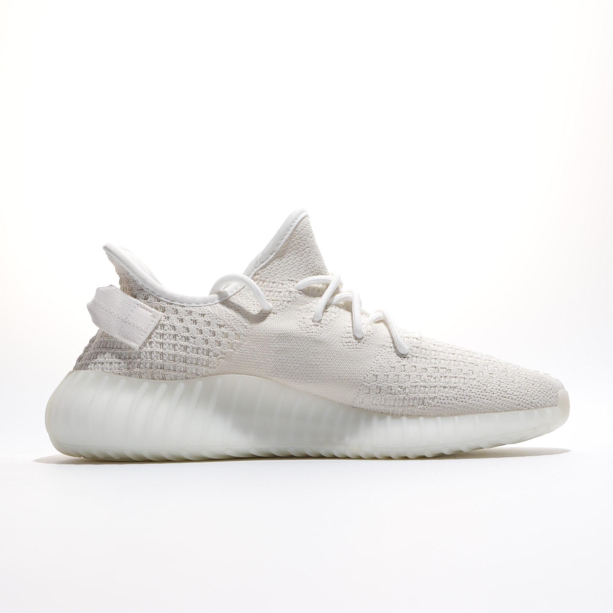 春夏季爆款Yeezy350v2系列上