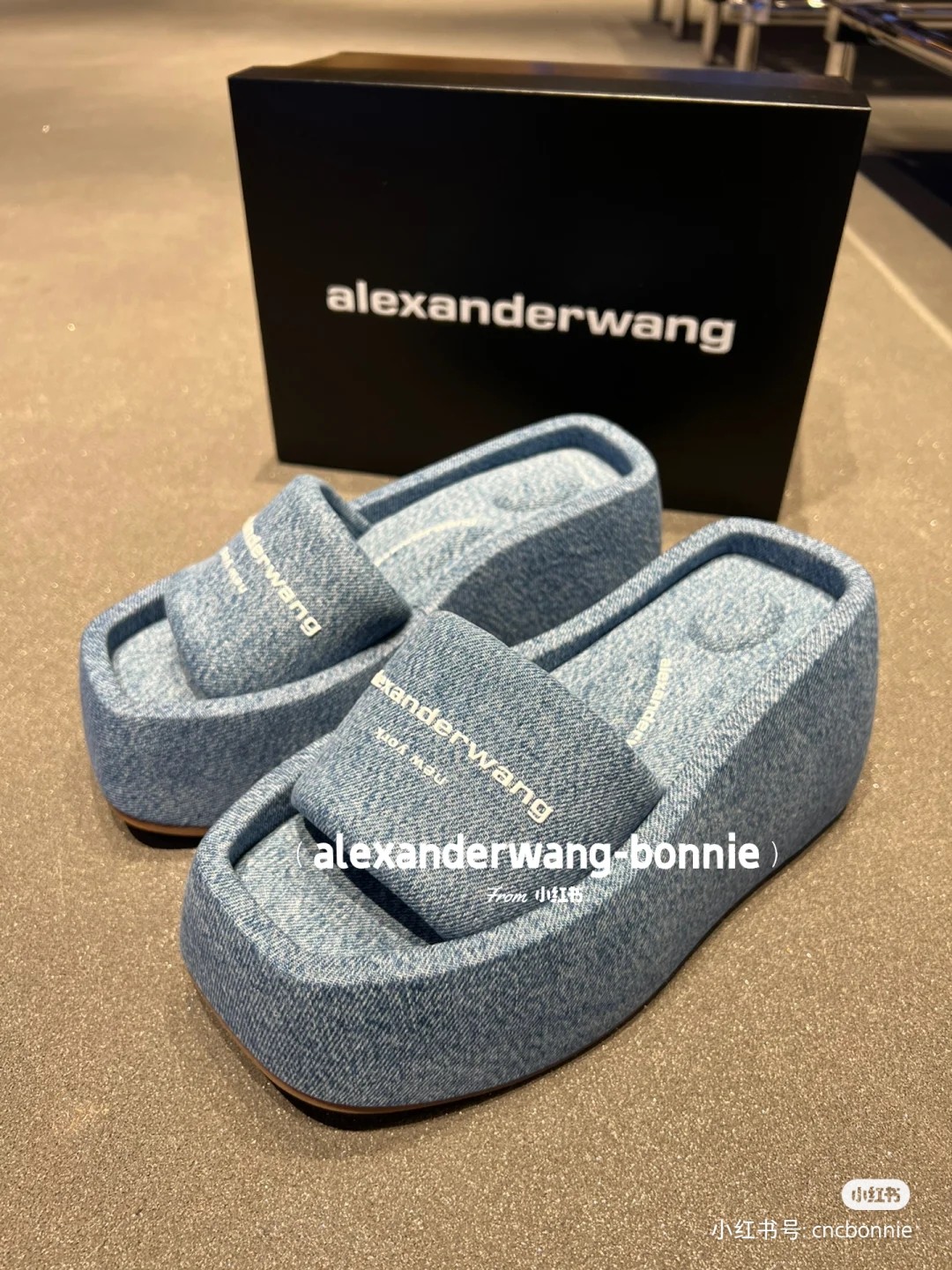 NO:921561,Model Picture#,slippers,slippers19860909模特图#,拖鞋,slippers,Women's Shoes