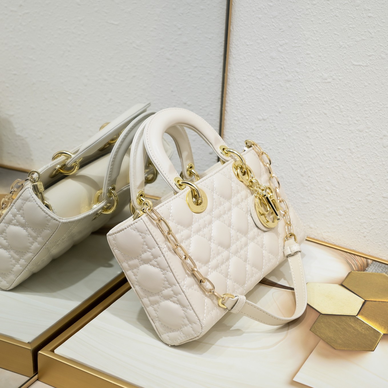 Dior Lady D-Joy White 26 6 14cm shoulder everyday