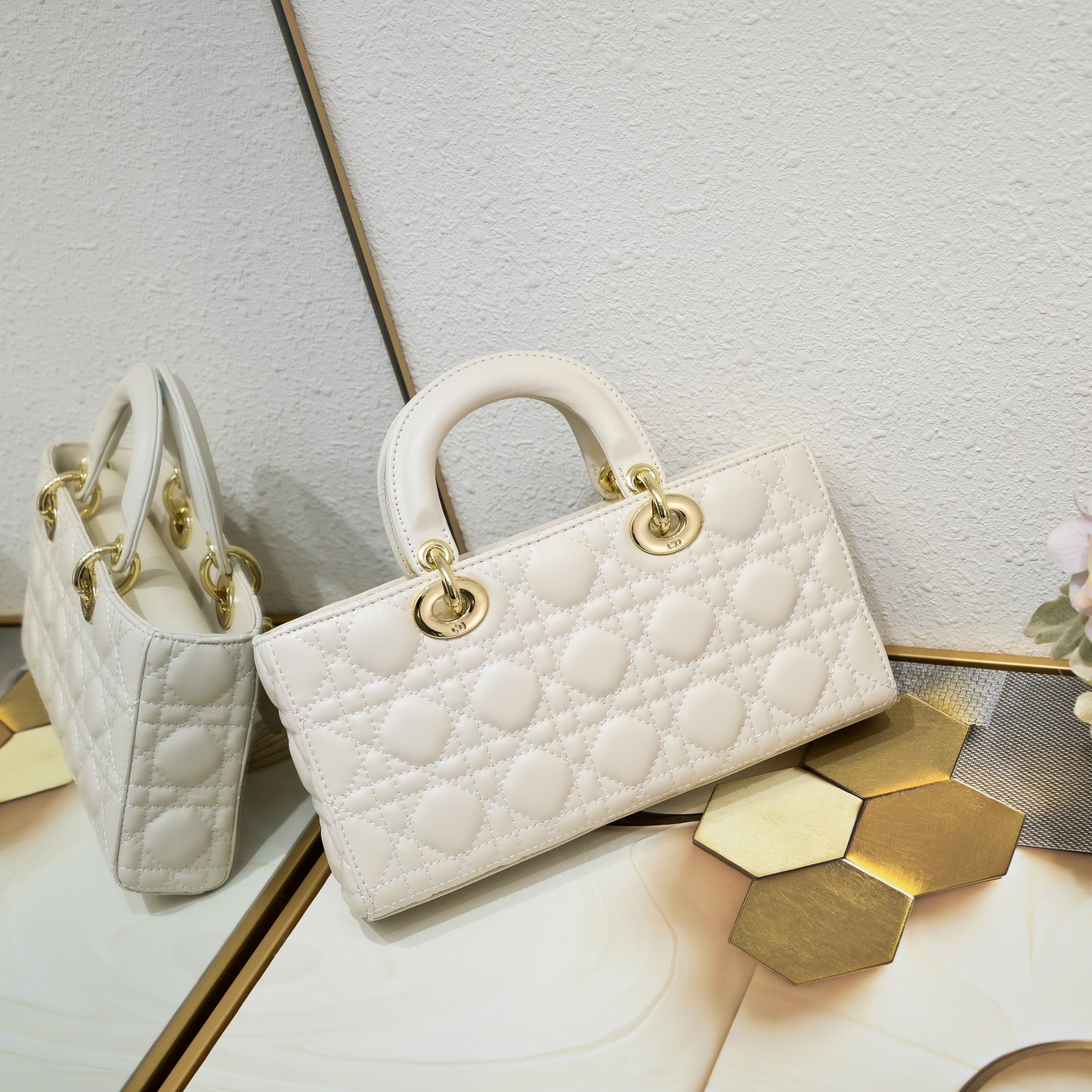 Dior Lady D-Joy White 26 6 14cm shoulder everyday
