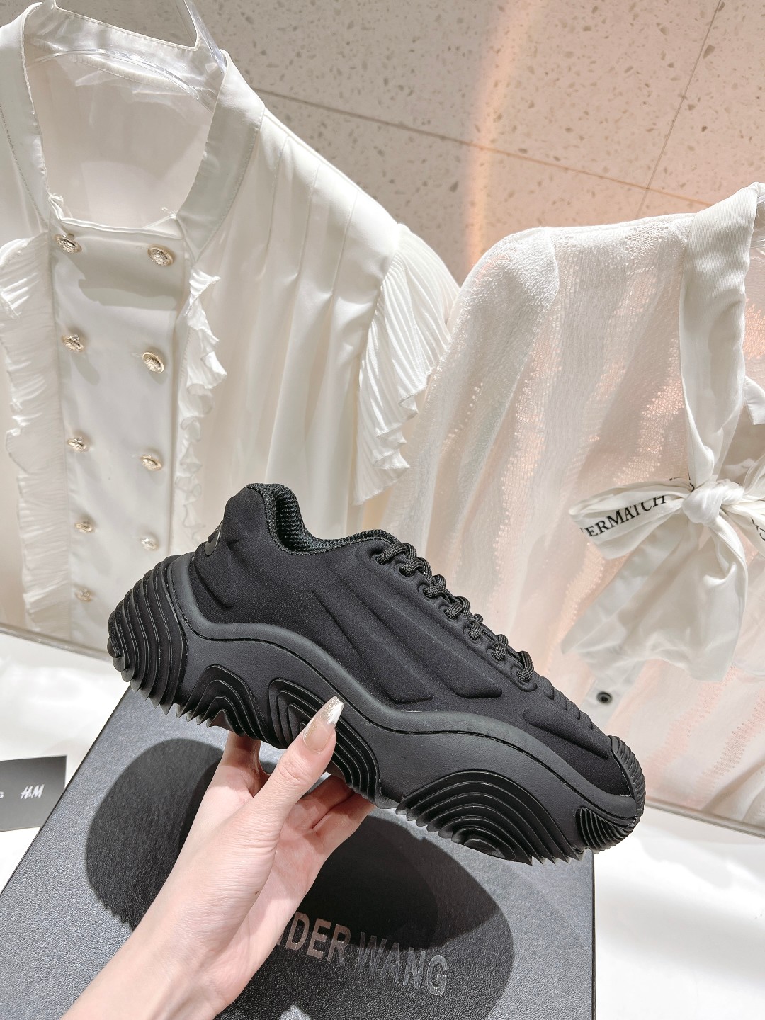 2023 New Alexander Wang Couple Sneakers: Top Quality and Comfortable Styles - 图片 5