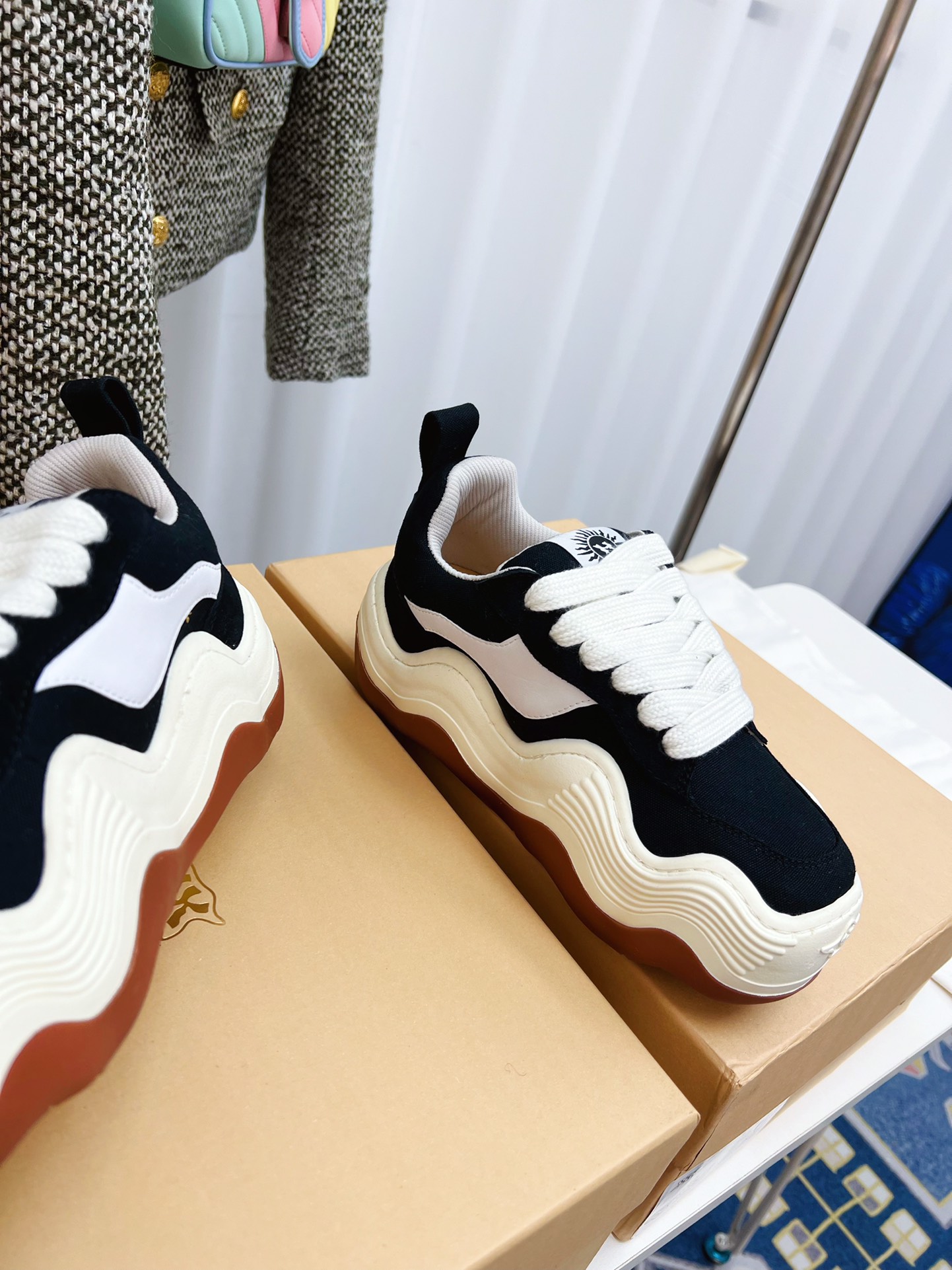HeyDAY’s Latest Canvas Shoes: Top-level explosion with original design, comfort, and style. - 图片 8