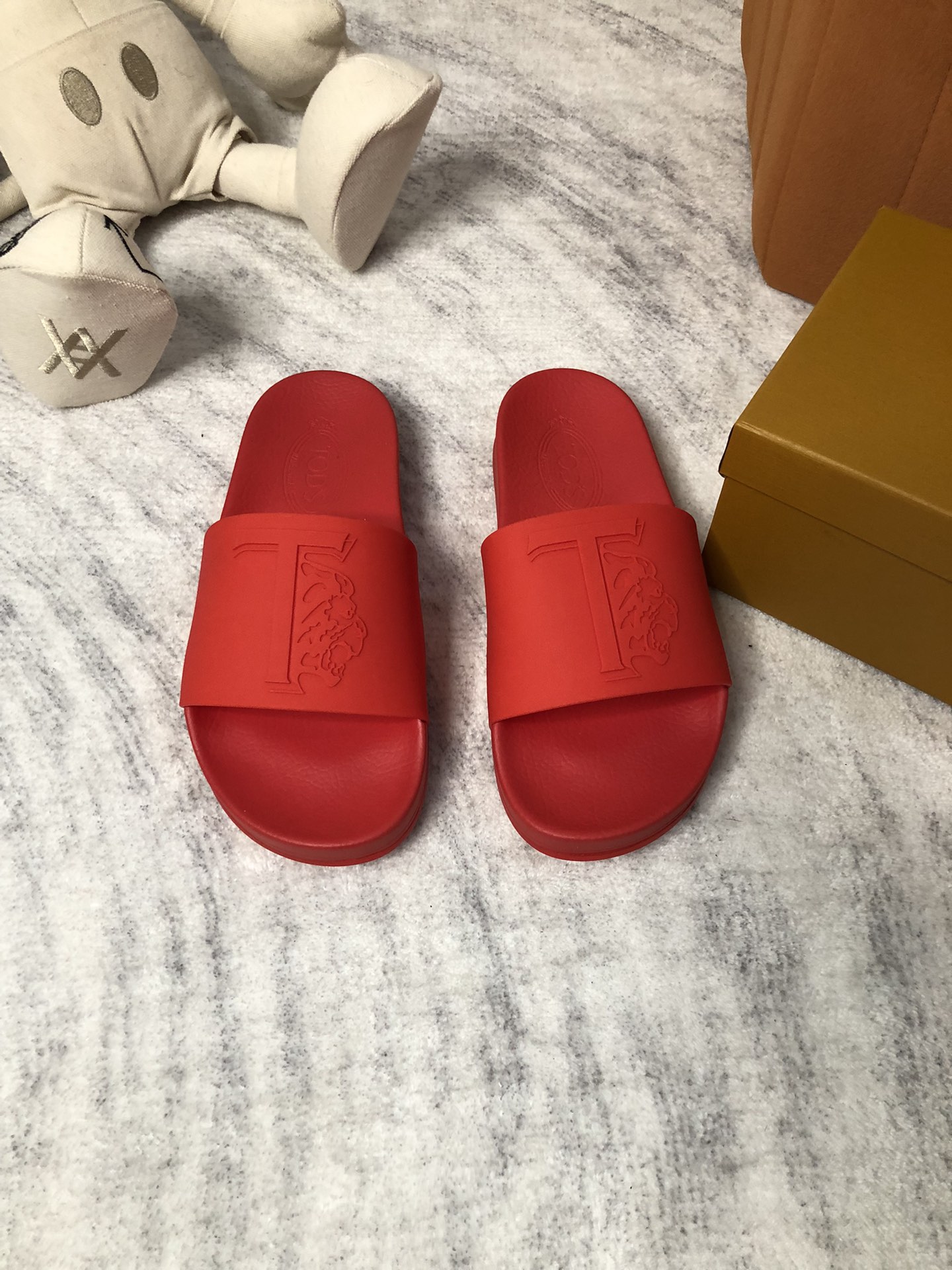 precio de fábrica TODS / Tods 2023 últimas zapatillas de los hombres, el sitio web oficial de produc