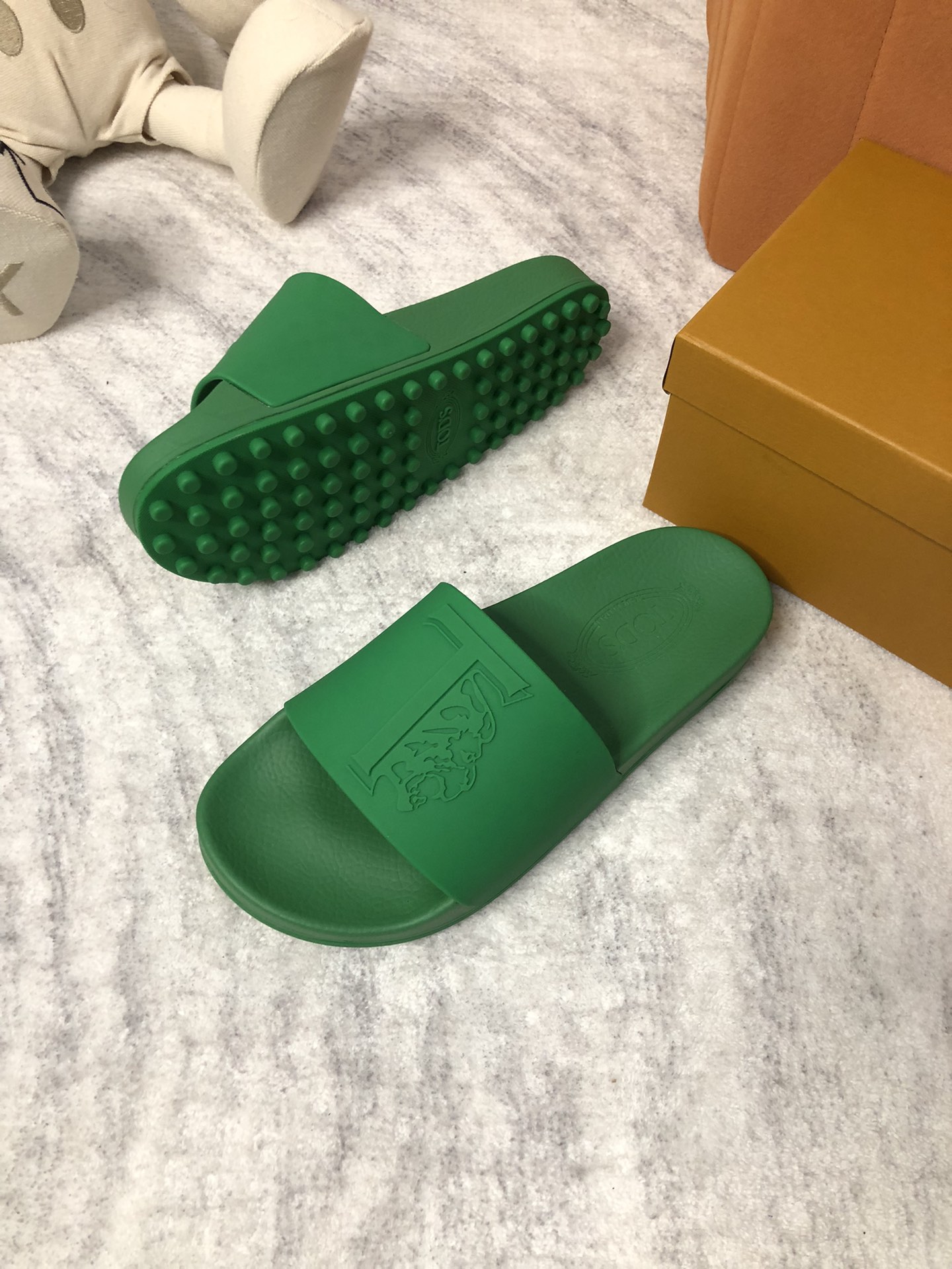 precio de fábrica TODS / Tods 2023 últimas zapatillas de los hombres, el sitio web oficial de produc