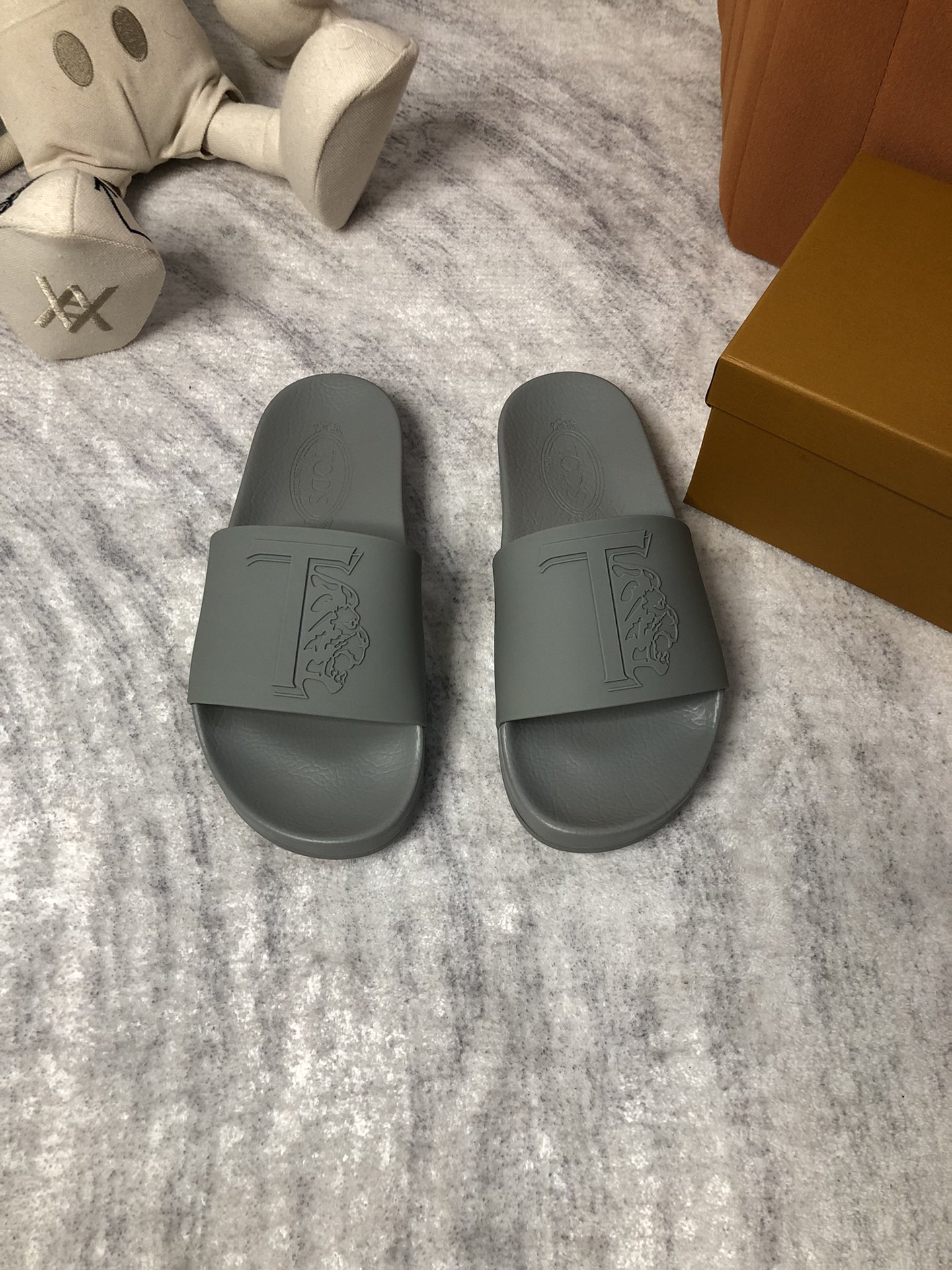 precio de fábrica TODS / Tods 2023 últimas zapatillas de los hombres, el sitio web oficial de produc