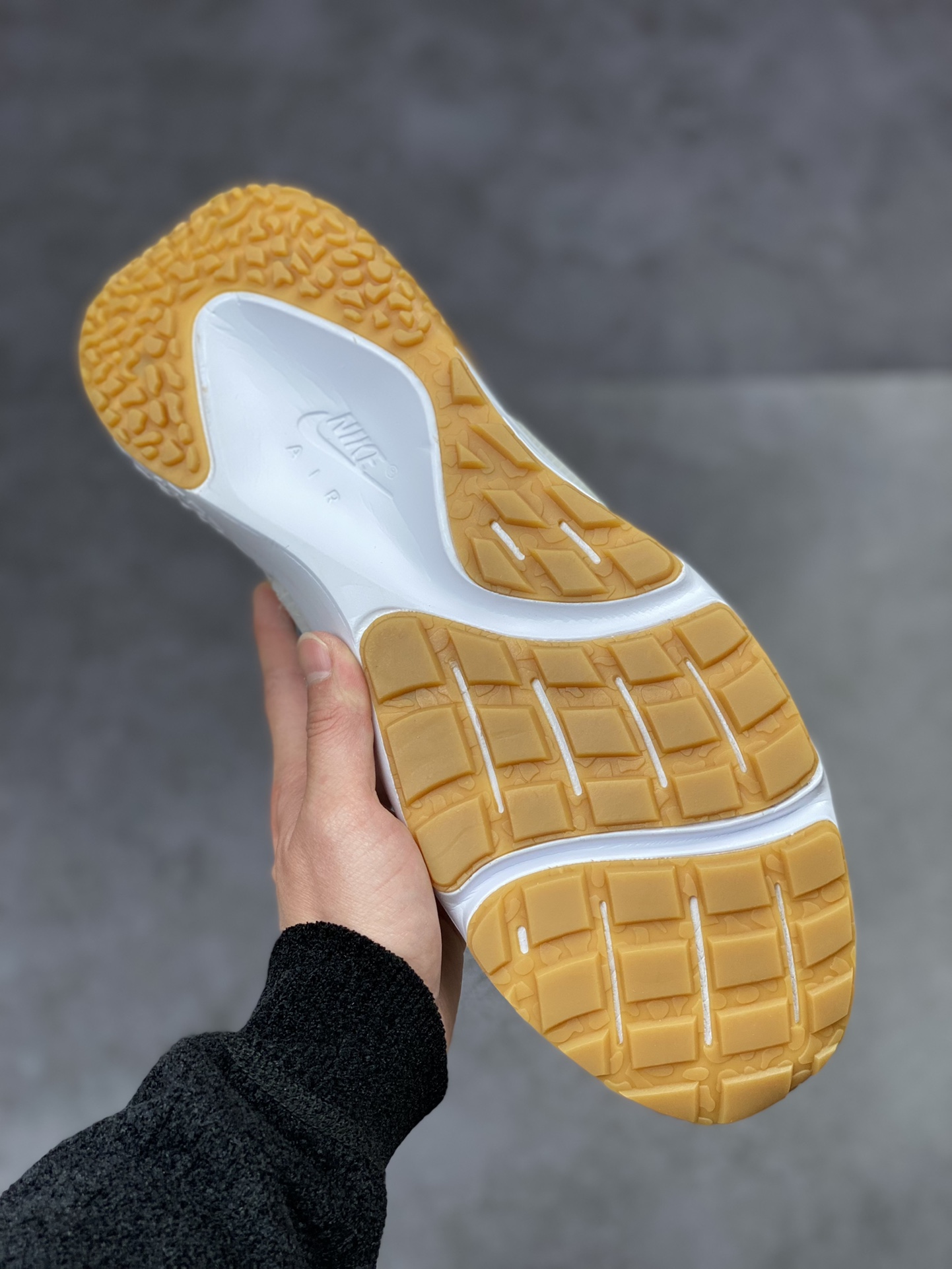 210 Nike Huarache 华莱士 纯原版本 Off-White/Sail 氯丁橡胶运动休闲跑鞋 DQ8031-101