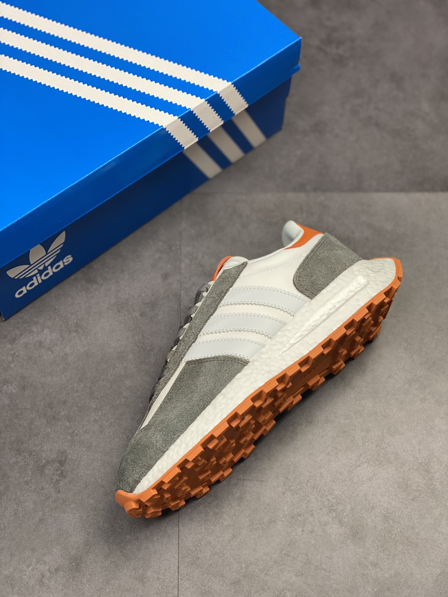 adidas Racing E5 Boost Prototype Speed ??Light Retro Series GY9579