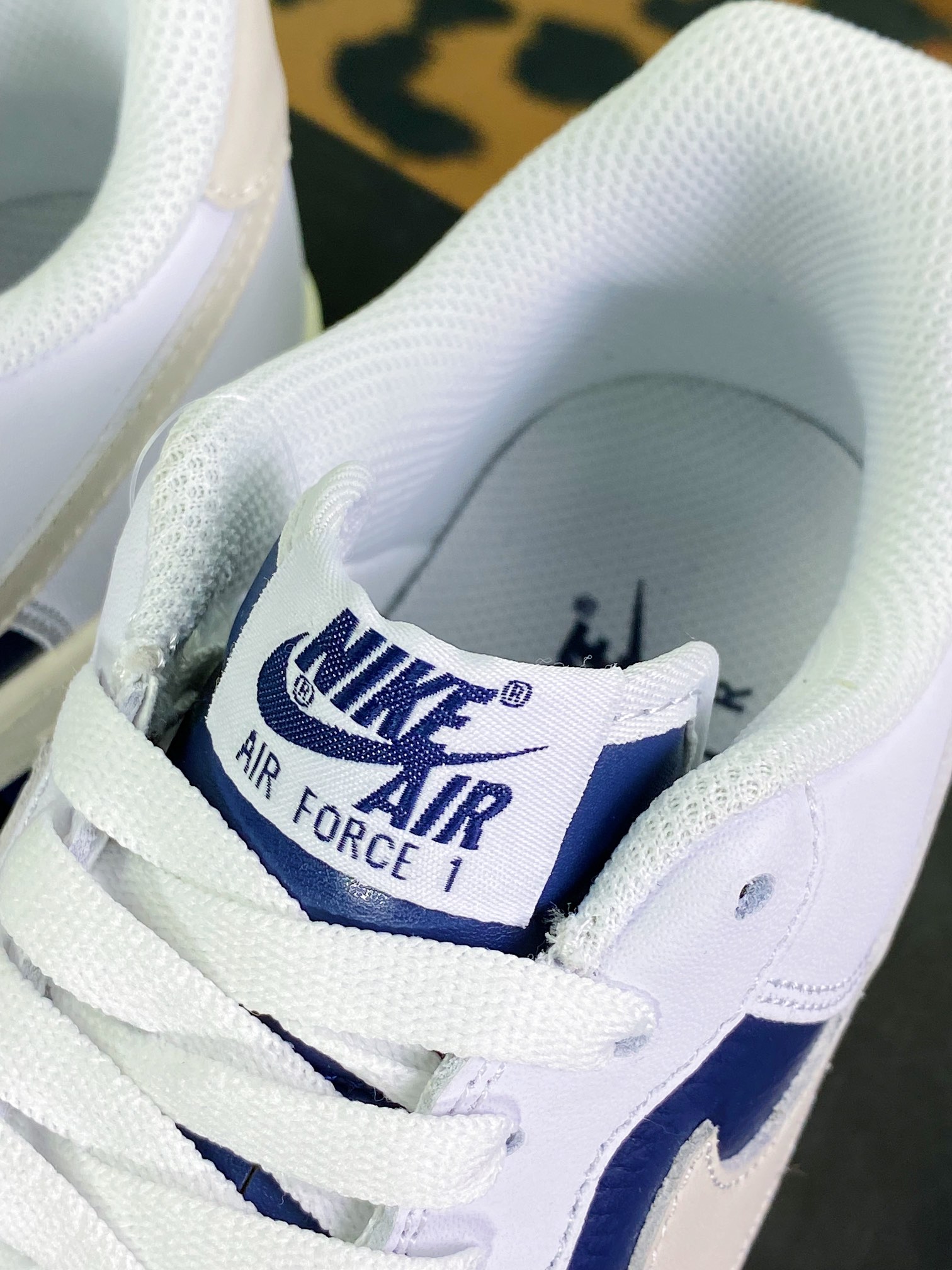 220 Air Force 1'07 Low Retro SP空军一号低帮DE0099-002
