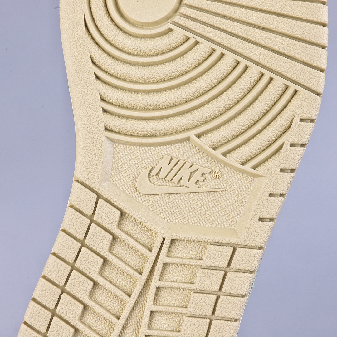 200 Wmns Air Jordan 1 Low AJ1乔丹一代低帮经典复古文化休闲运动篮球鞋 FD9906-131