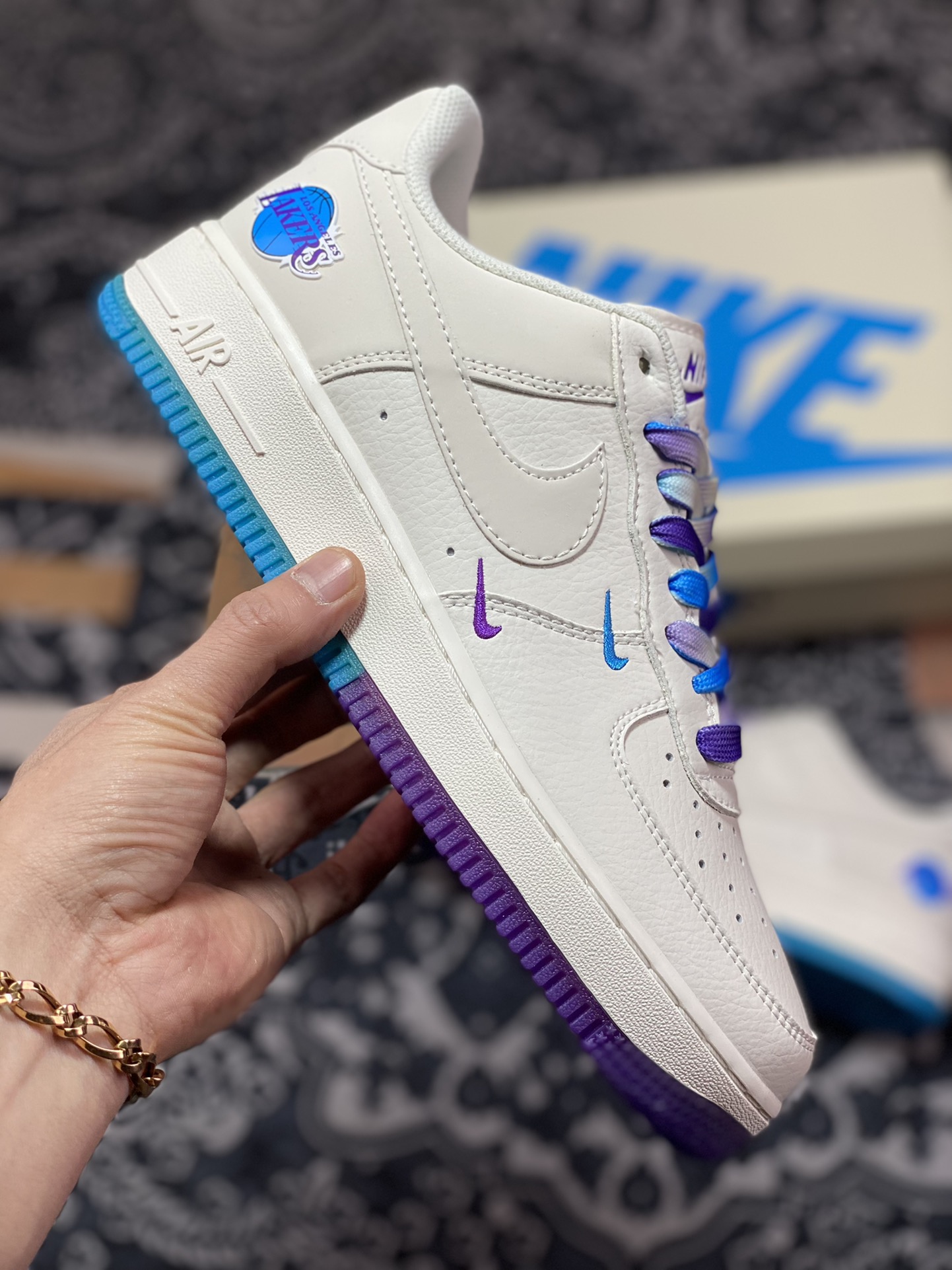 Nike Air Force 1’07 Low QS”Sail/Purple/Blue/Lakers”空军一号LA9696-023