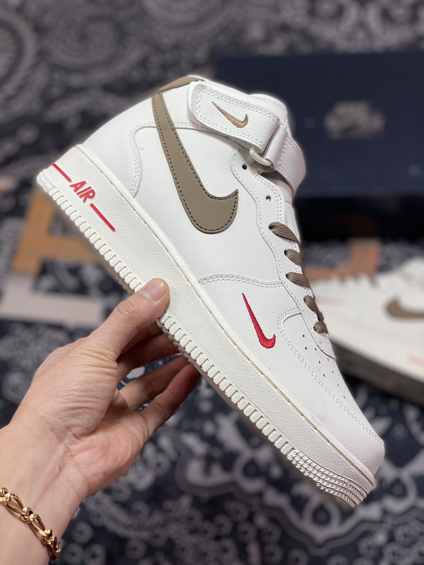 原装级别 Nike Air Force 1 HI YOHOOD 白棕 空军一号中帮休闲板鞋 808123-996