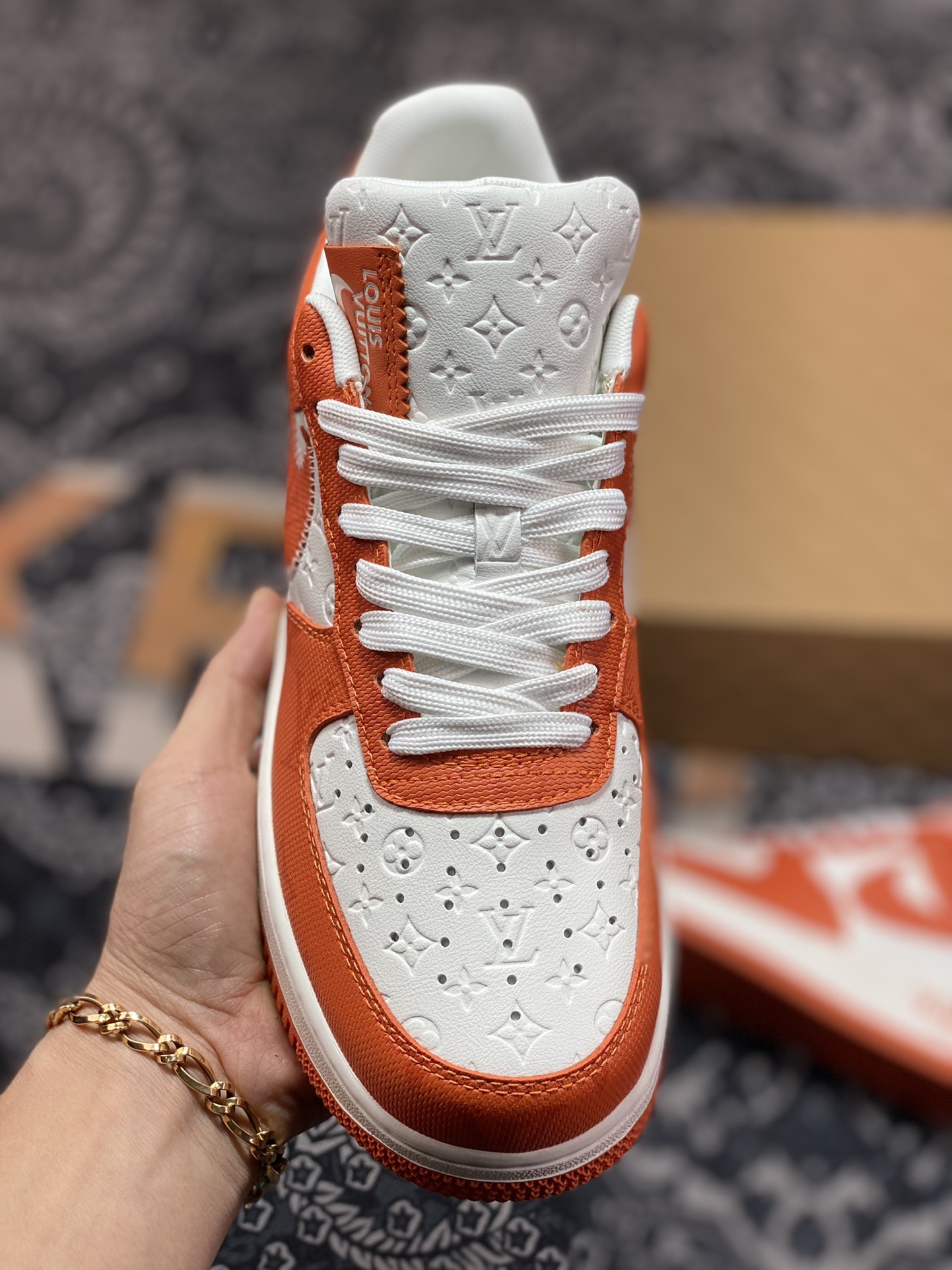 Louis Vuitton Trainer Sneaker Low low-top retro all-match sneakers ”leather white orange denim jacquard” 1A9JHF