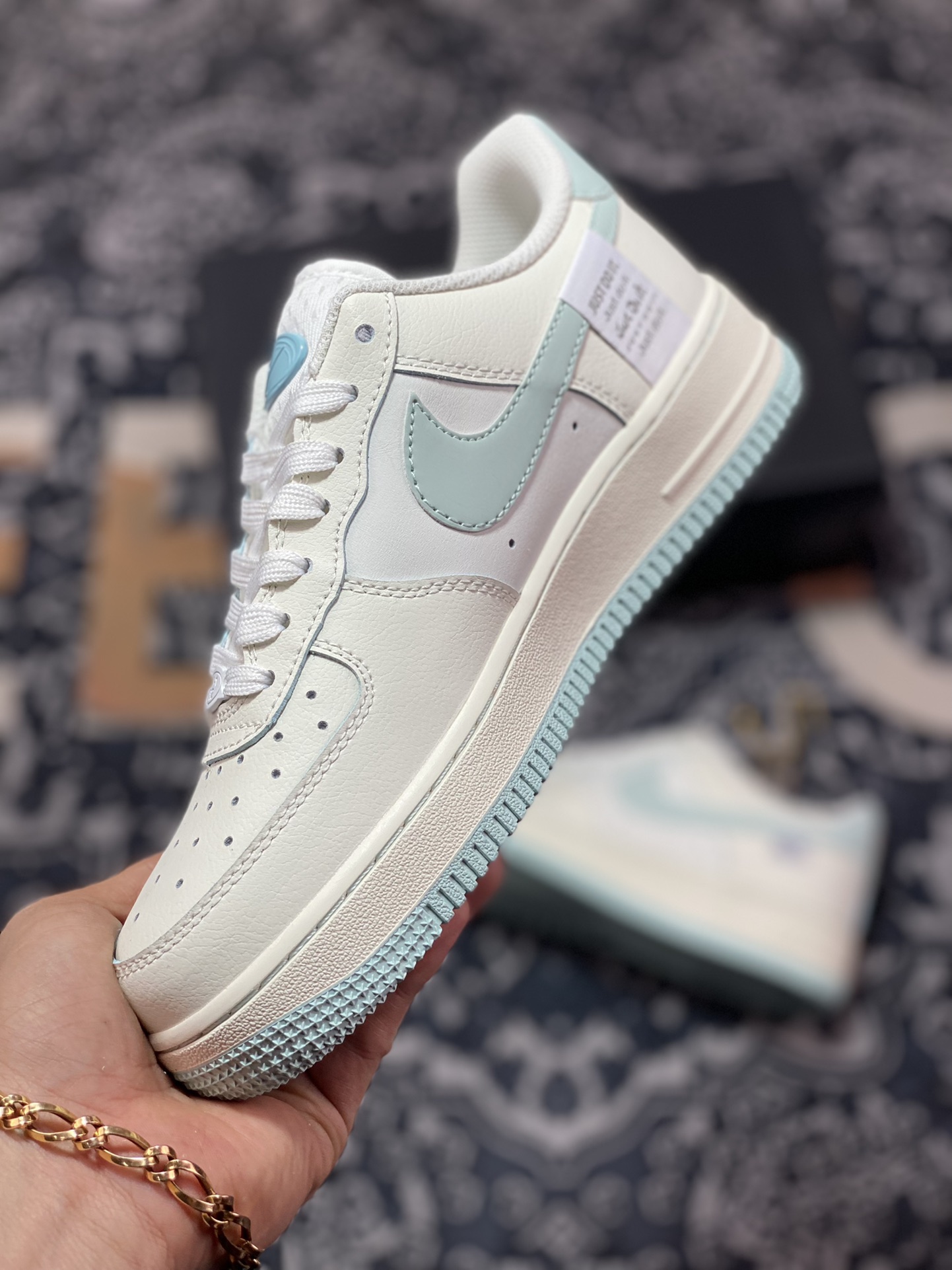 Nike Air Force 1 '07 Low QS”Sail White/Water Blue Mini Swoosh”空军一号板鞋“皮革米白水蓝小钩”FB1839-211