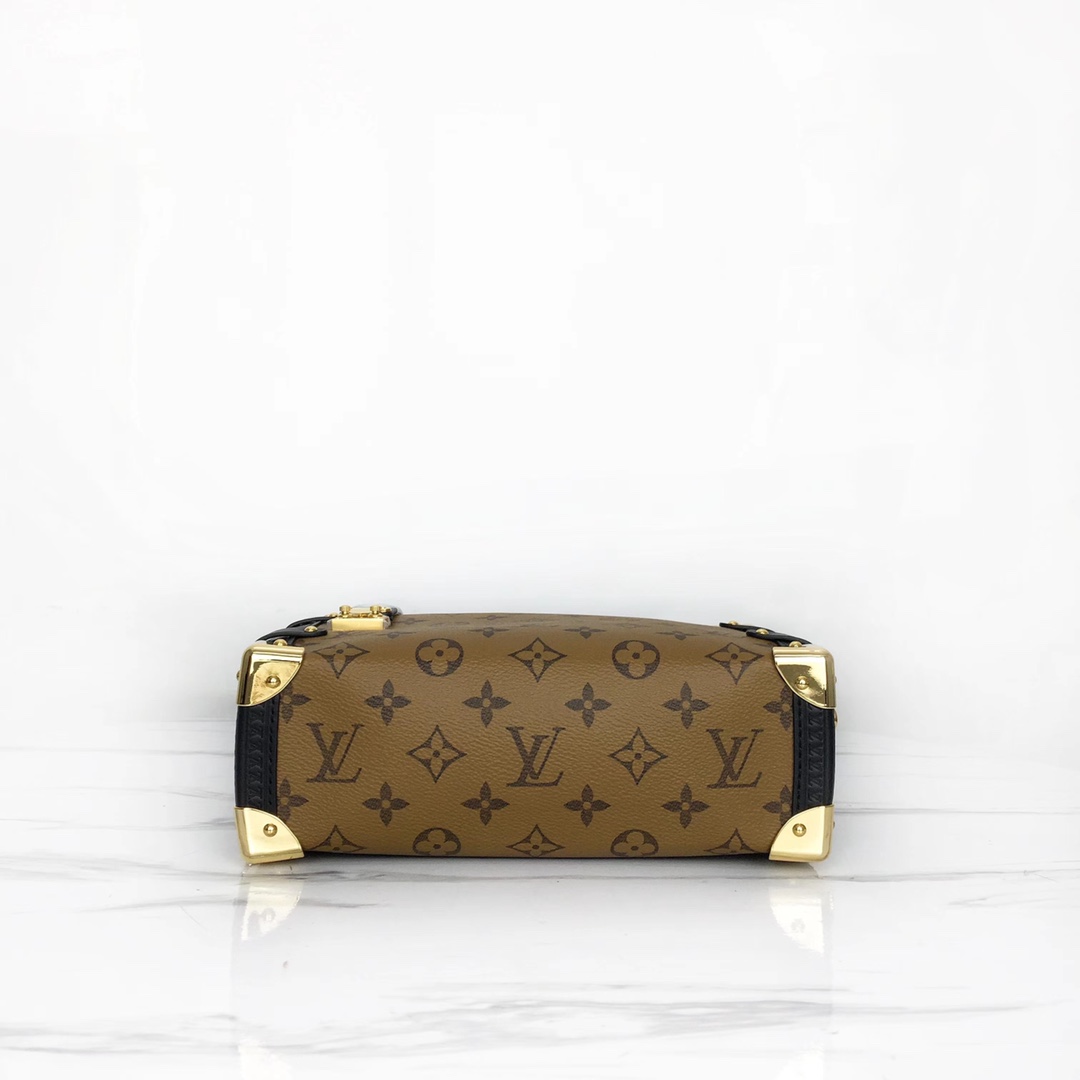 Louis Vuitton Side Trunk Small Handbag Monogram Canvas Leather, 21 x 14 x 6 cm 5 i1677462562 9152 3