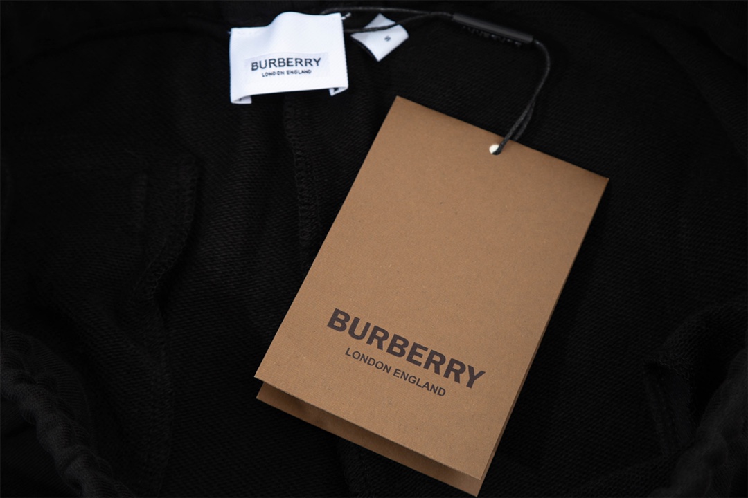 巴宝莉/Burberry 夏季新款鲨鱼logo章仔毛圈五分短裤