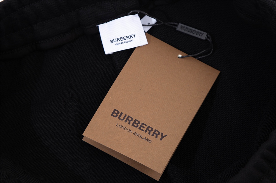 巴宝莉/Burberry 夏季新款休闲五分短裤 1865贴布绣花Logo标识