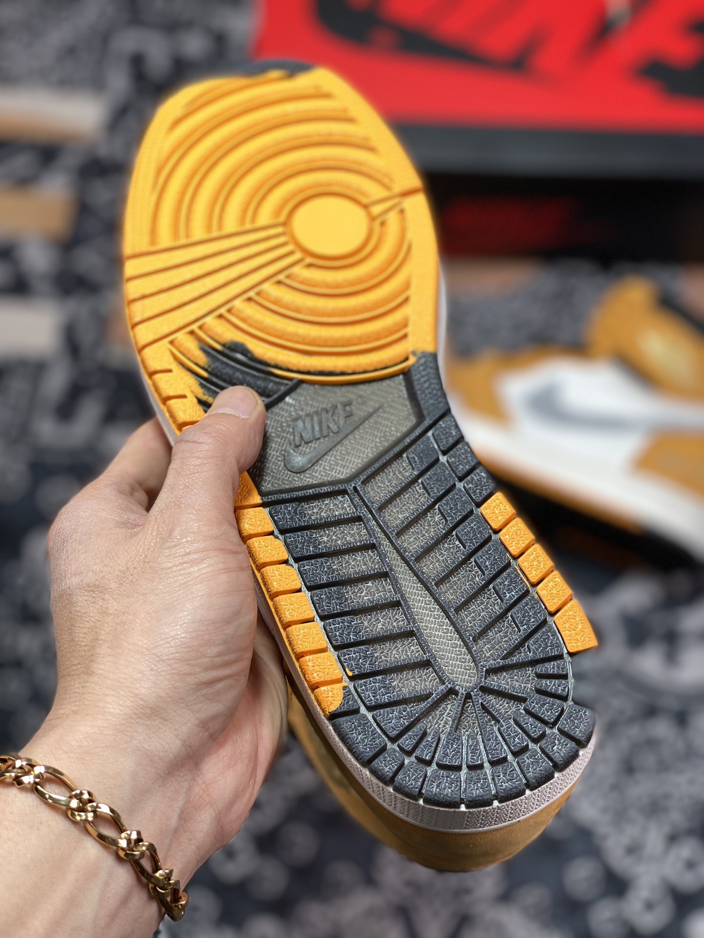 原厂级别 Air Jordan 1 3M反光 防水 黑白黄 DB2889-700