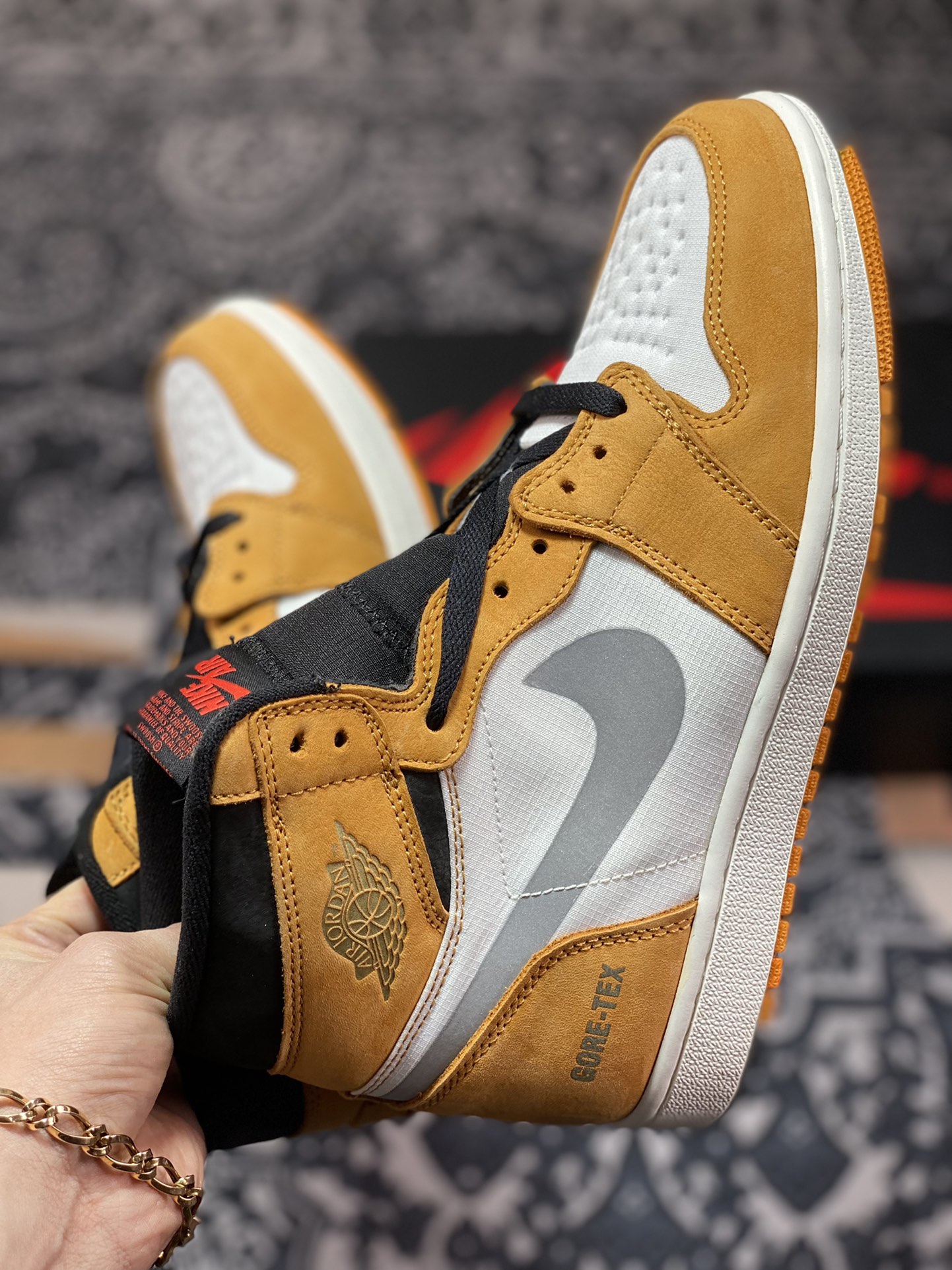 原厂级别 Air Jordan 1 3M反光 防水 黑白黄 DB2889-700