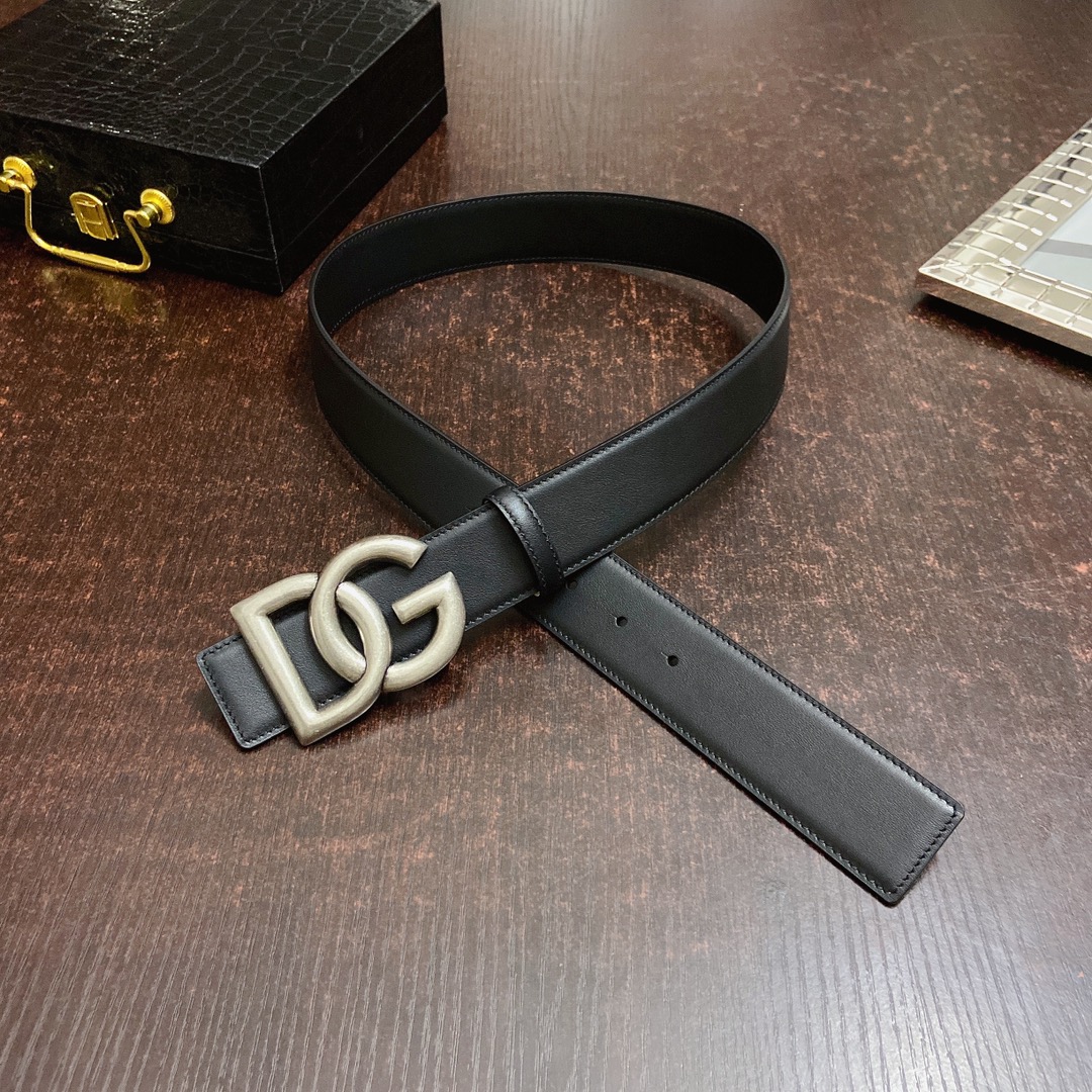 D&G杜嘉班纳官网新款.双面头层小牛
