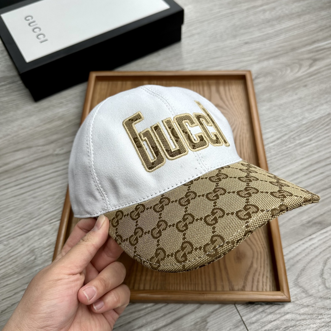 🌹。G家。【超A品质】最新款！时尚潮流，高端做工！每一个帽子都是用心之作！牛津材质！头层牛皮！配盒子、防