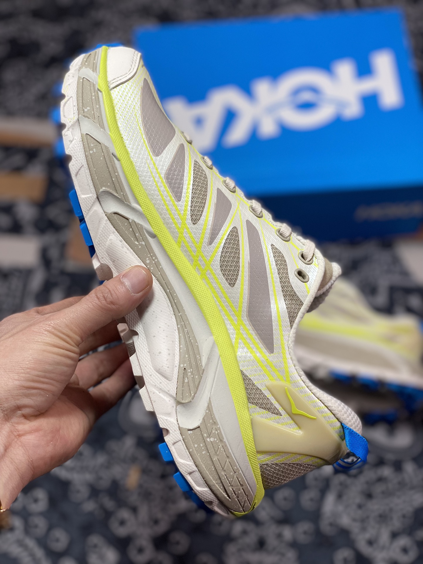 HokaHOKA ONE ONE Mafate Speed ??2 Low Mafate 2 generation series low-top jogging shoes ”Alpine light gray khaki” 112685/EOTN