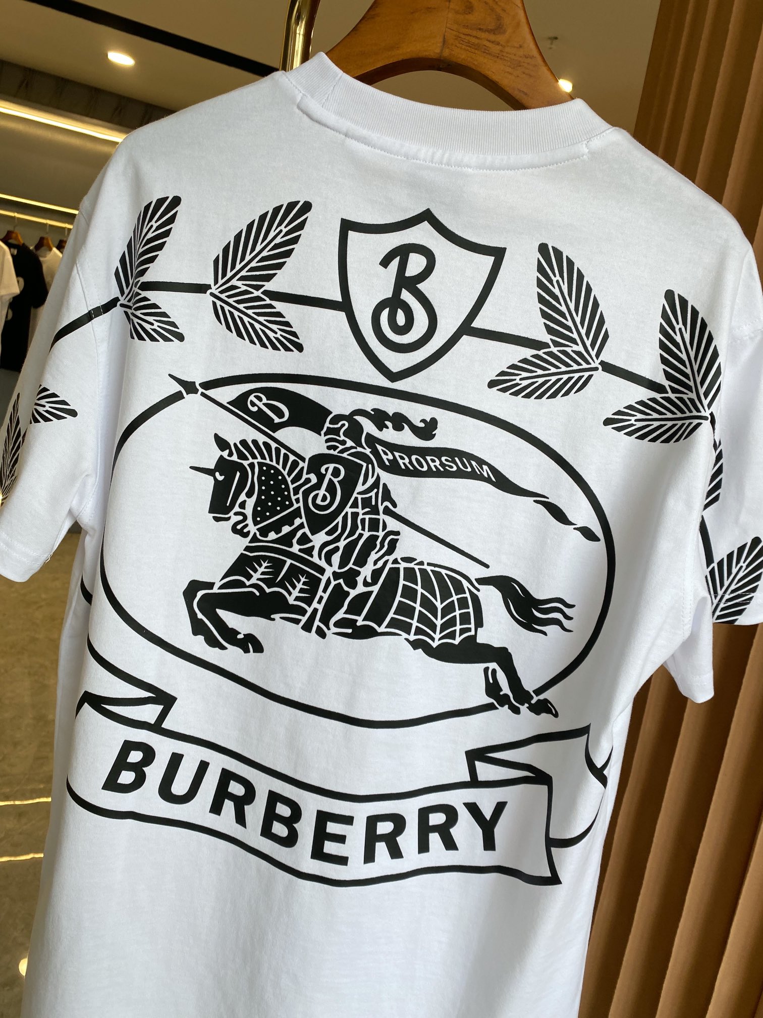 Burberry BBR 巴宝莉 战马马术骑士印花棉质 丁 短袖恤衫BUR王牌尖货