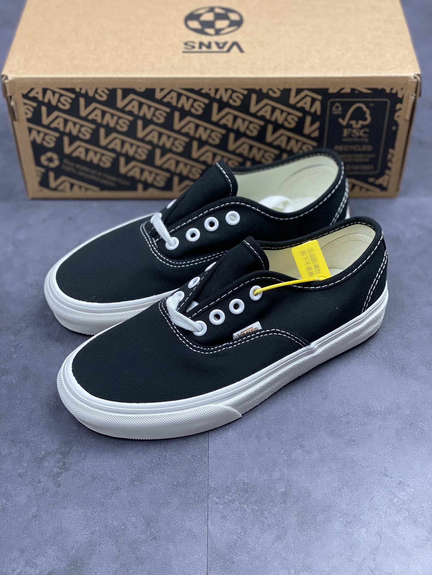 120 Vans范斯官方 Authentic VR3经典小黑鞋简约休闲男鞋女鞋帆布鞋VN0005UD1KP