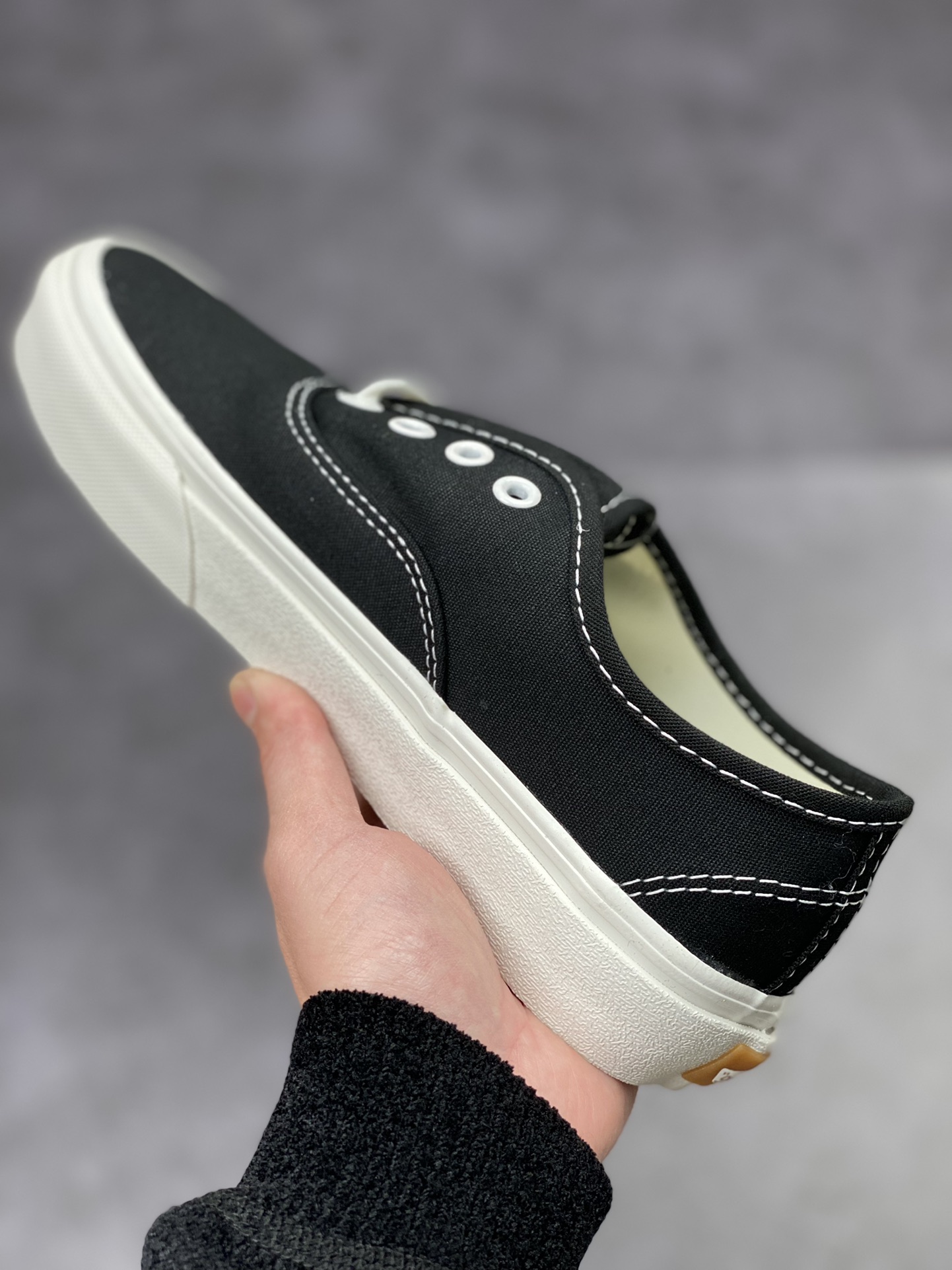 120 Vans范斯官方 Authentic VR3经典小黑鞋简约休闲男鞋女鞋帆布鞋VN0005UD1KP