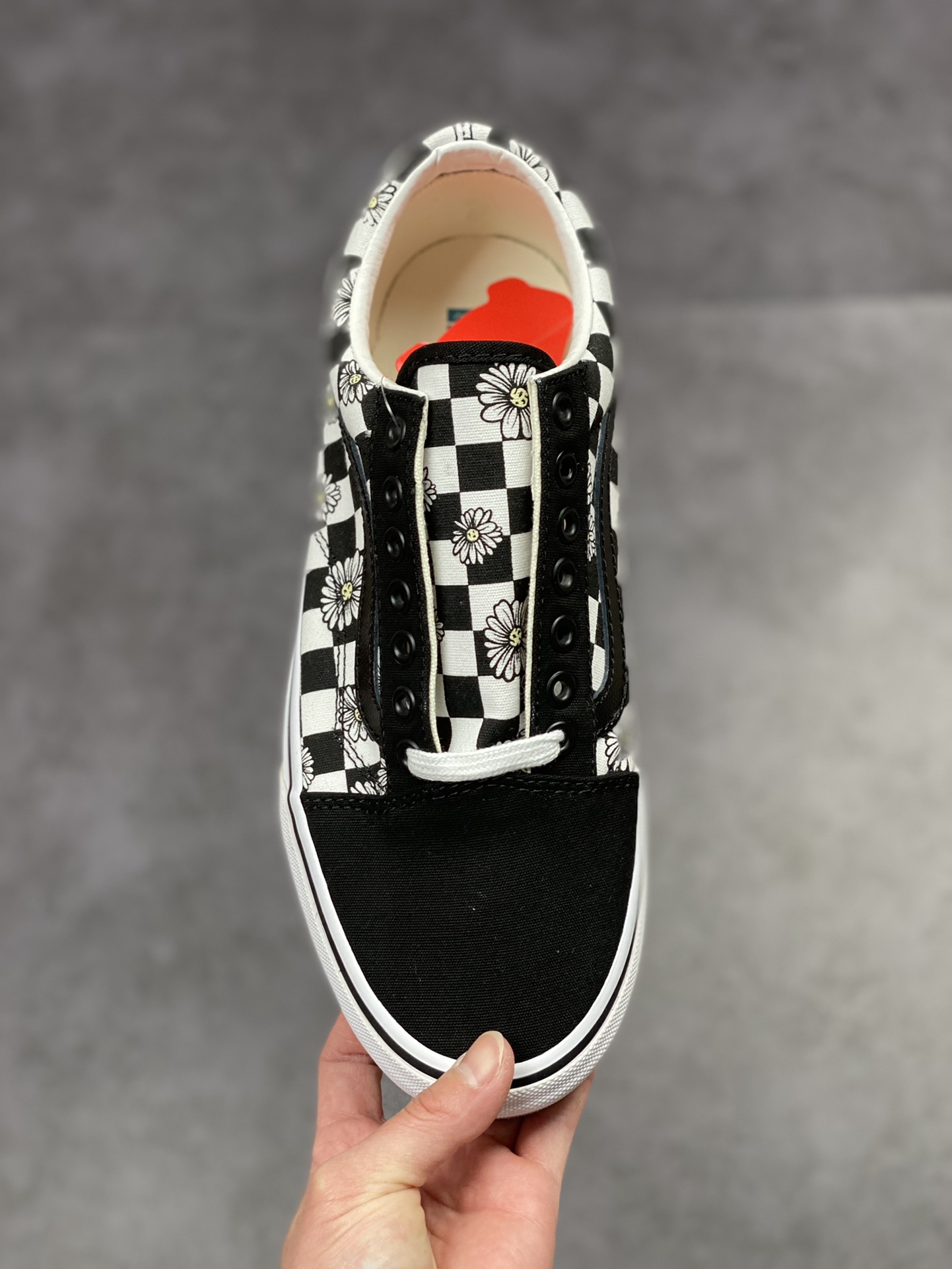 150    万斯/Vans Old skool经典的黑白格子 滑板鞋