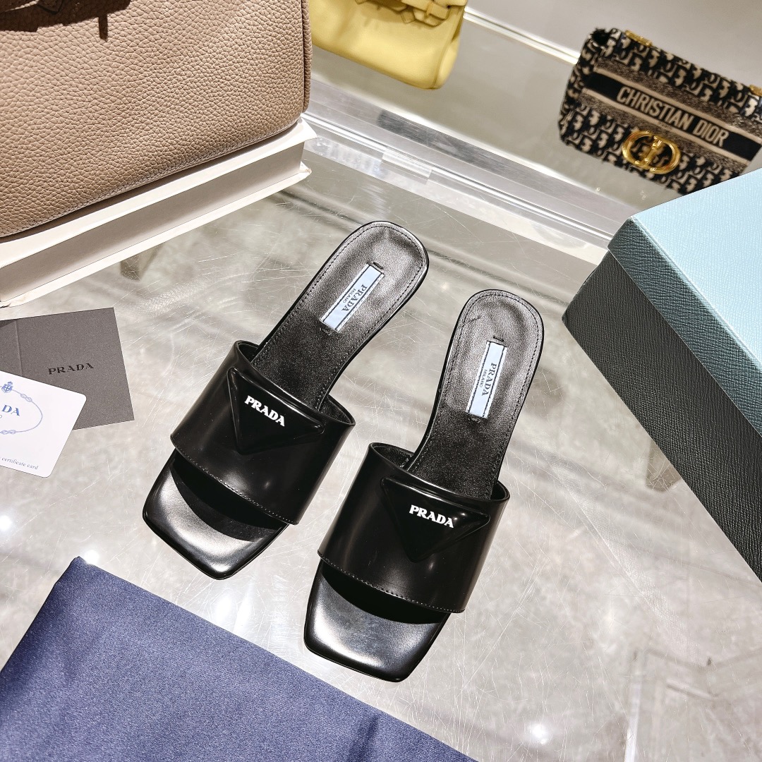 Prada 2023SS High Heel Square Toe Sandals with Triangle Logo - Black 3 i1677497314 6534 0