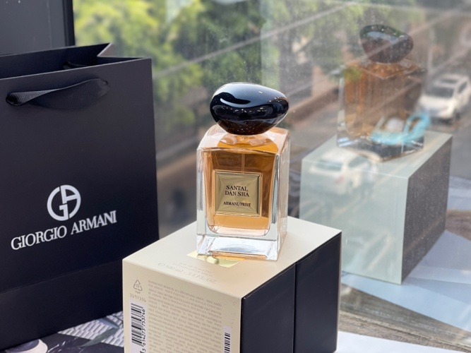 Giorgio Armani Privé Santal Dan Sha Eau de Parfum - 100ml Oriental Fragrance 1 Giorgio Armani Privé Santal Dan Sha Eau de Parfum - 100ml Oriental Fragrance
