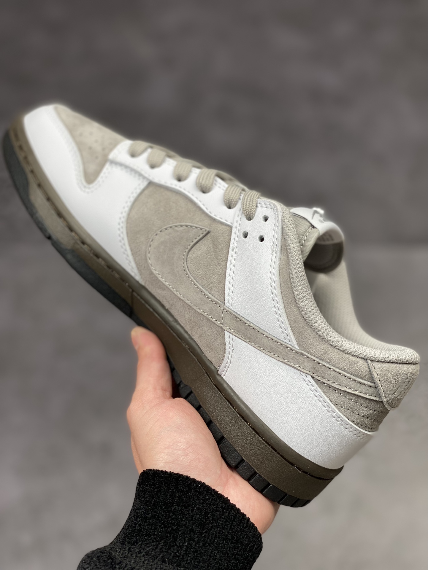 220 Nike SB Dunk Low “Ironstone” 铁矿石 FD9746-001