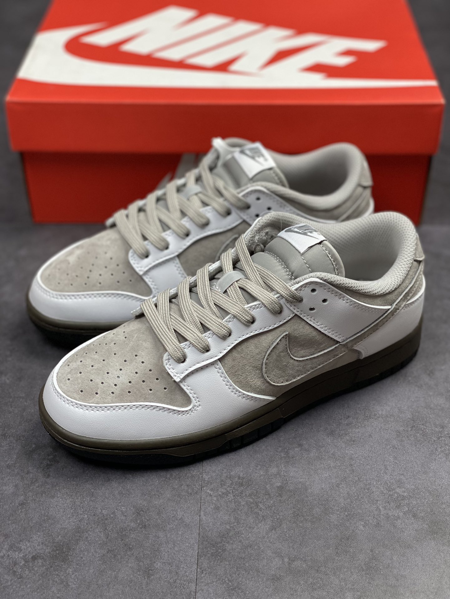 220 Nike SB Dunk Low “Ironstone” 铁矿石 FD9746-001