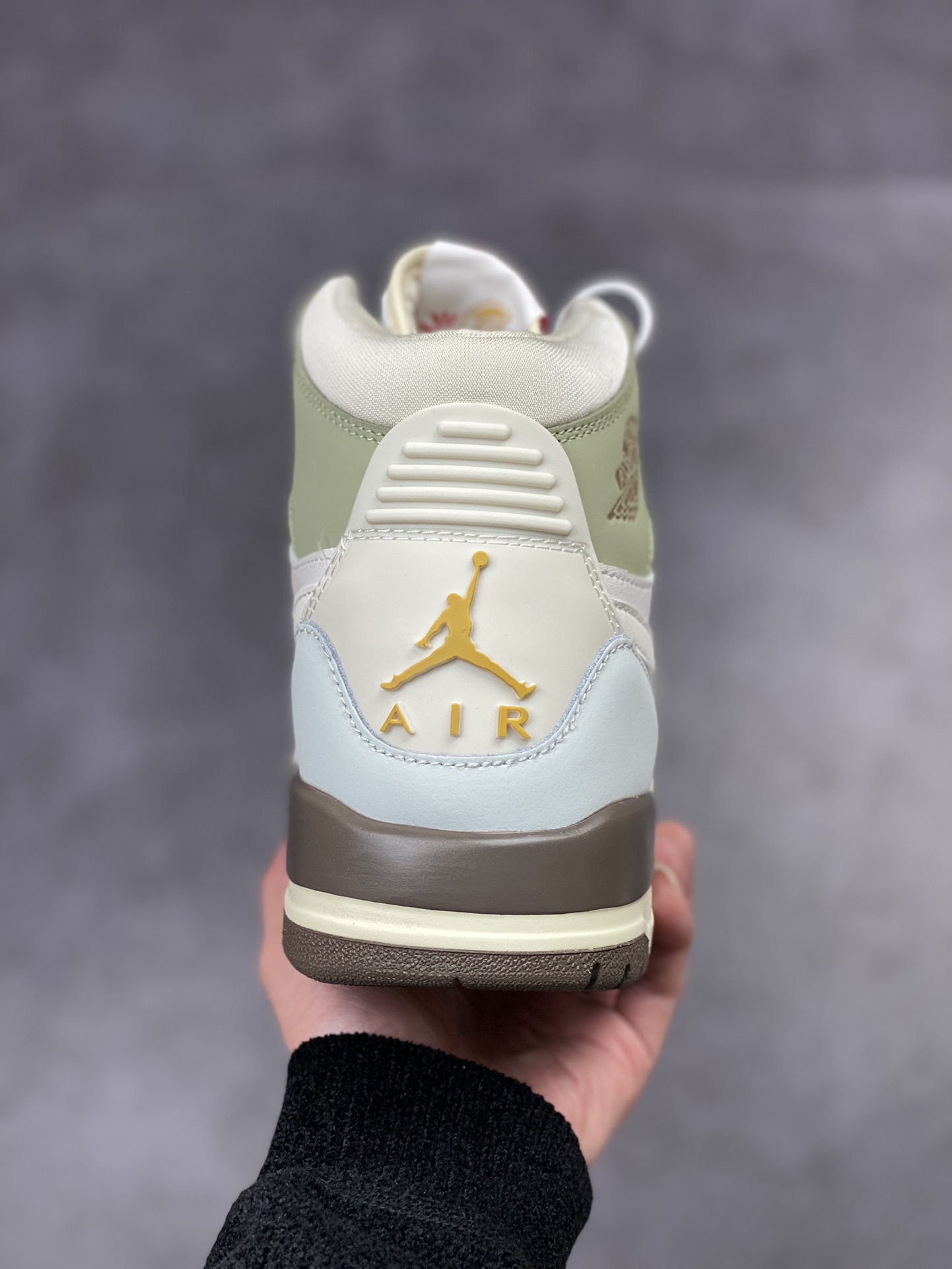 240 Air Jordan Legacy 312 白绿棕 兔年限定款 FD9907-111