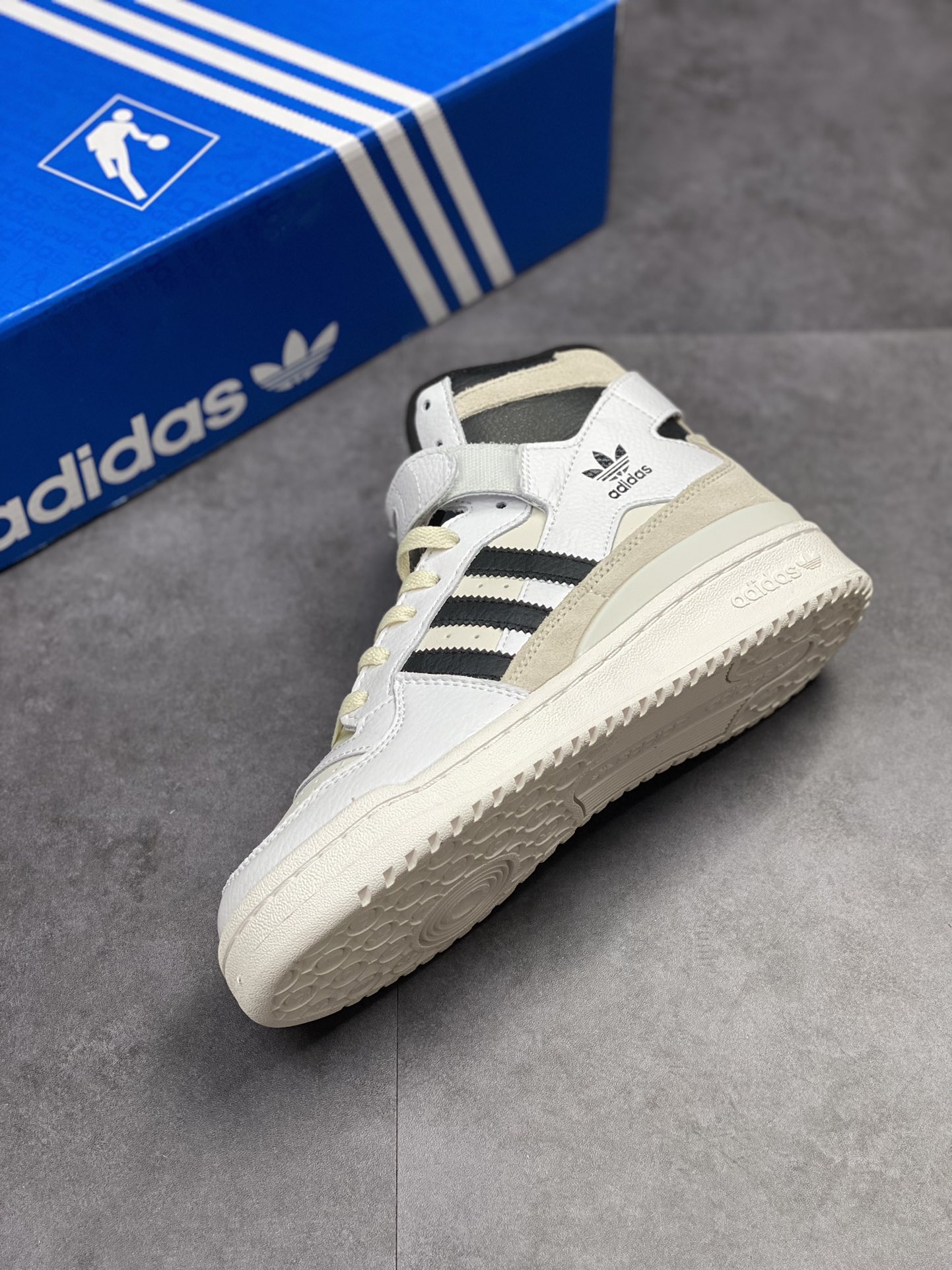 260 海外渠道版  原盒原标 Adidas Forum 84 HIGH三叶草高帮 GY5847