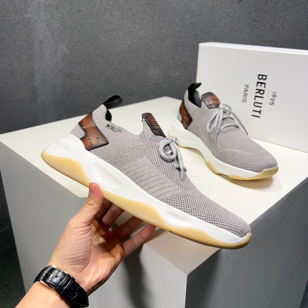 Spring/Summer nueva colección, la única versión en el mercado de los zapatos deportivos para hombre 