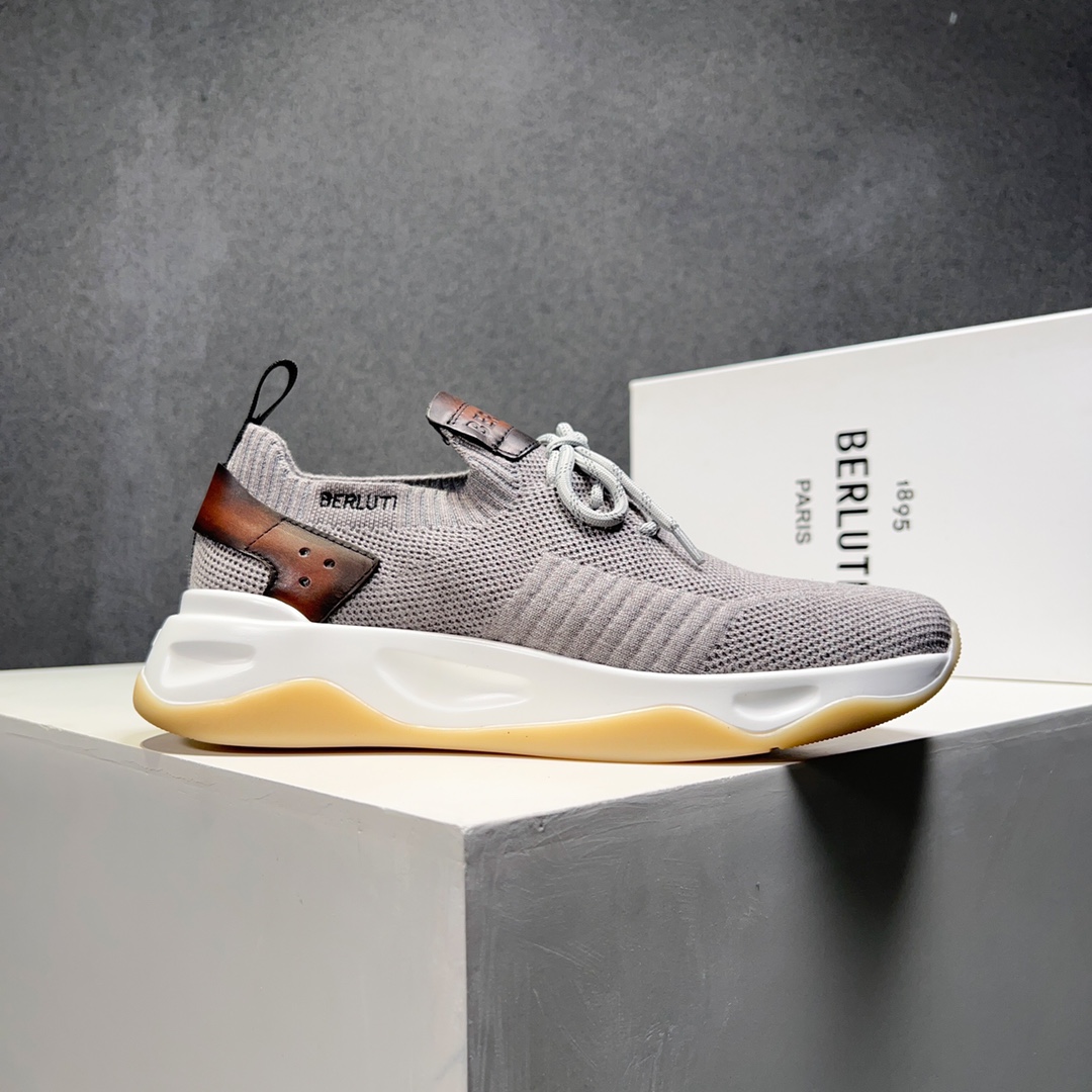 Spring/Summer nueva colección, la única versión en el mercado de los zapatos deportivos para hombre 