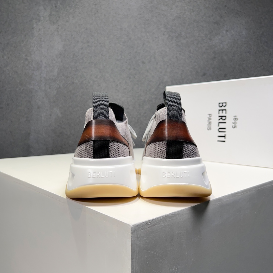 Spring/Summer nueva colección, la única versión en el mercado de los zapatos deportivos para hombre 