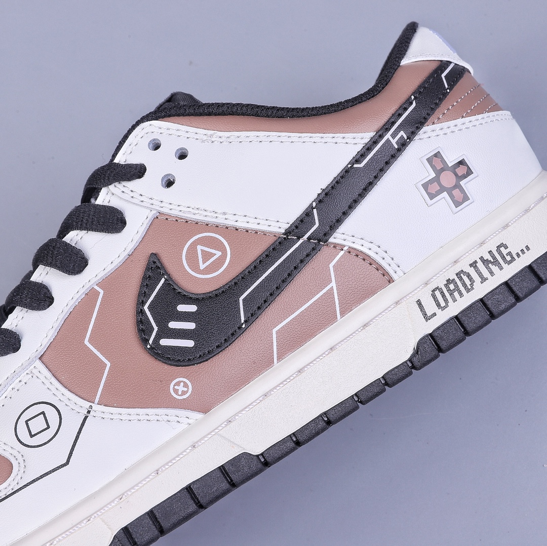 300 Nike SB Dunk Low PS5主题 咖啡色 低帮休闲板鞋  PS2363-002