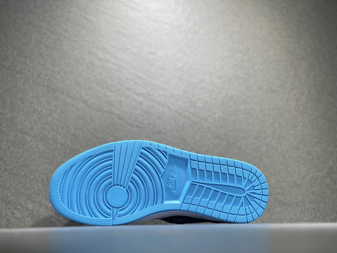 200 Air Jordan 1 Low aj1 乔1低帮篮球鞋 553558-144