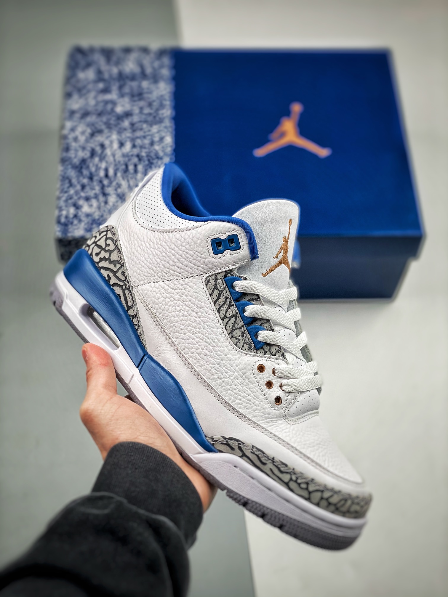 AJ3白蓝奇才尺码40-47.5总裁