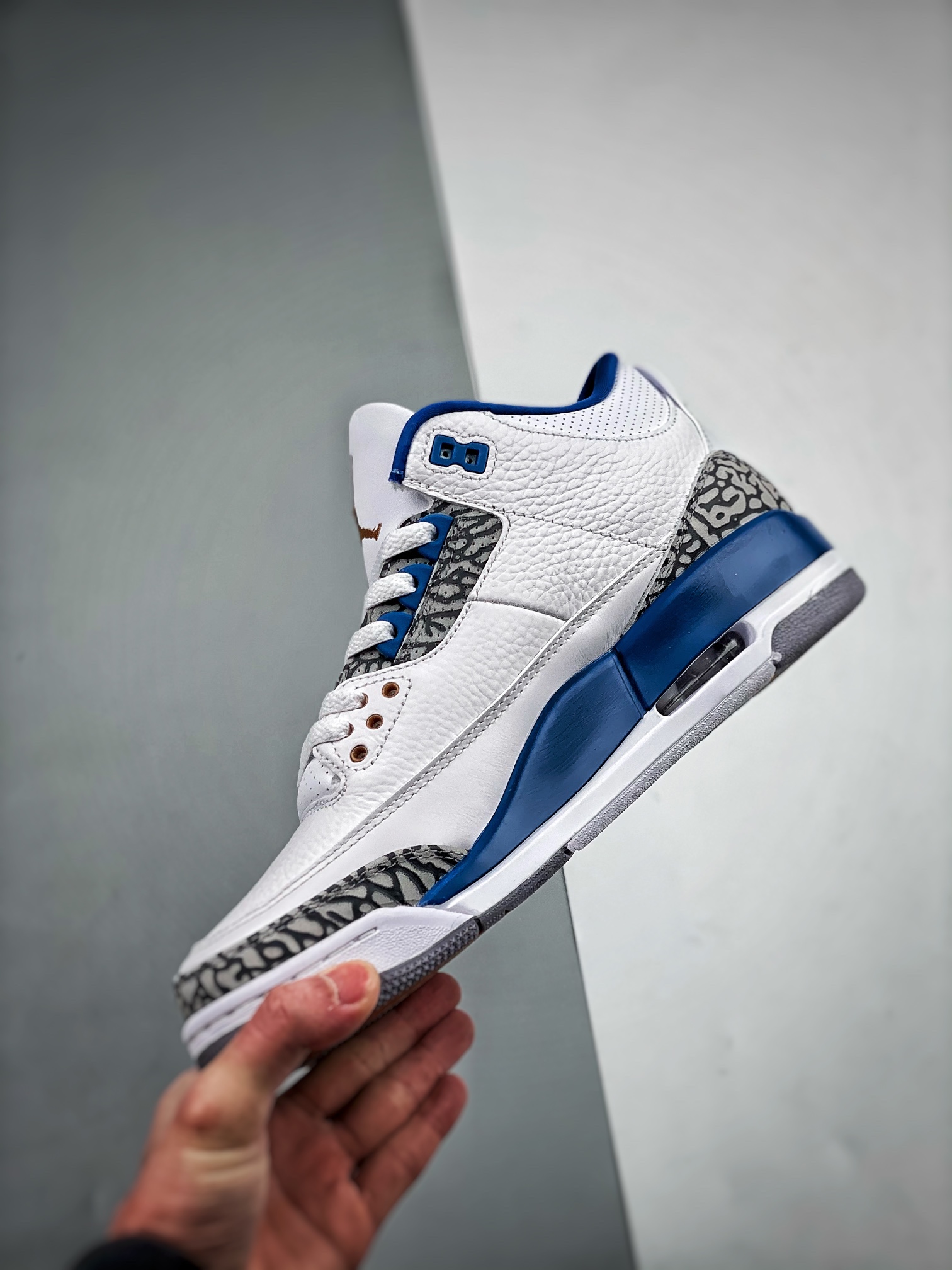 AJ3白蓝奇才尺码40-47.5总裁