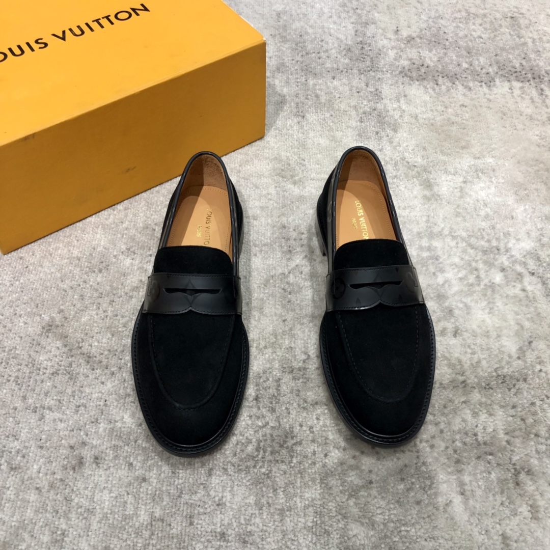 Louis Vuitton Men's Black Leather Loafers - Premium Quality, Comfortable Fit 2 i1677571908 630 0