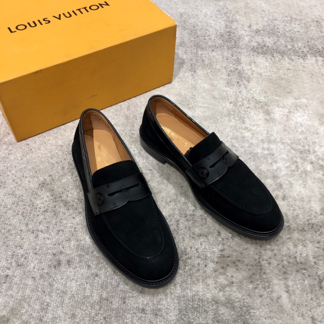 Louis Vuitton Men's Black Leather Loafers - Premium Quality, Comfortable Fit 3 i1677571908 7382 1