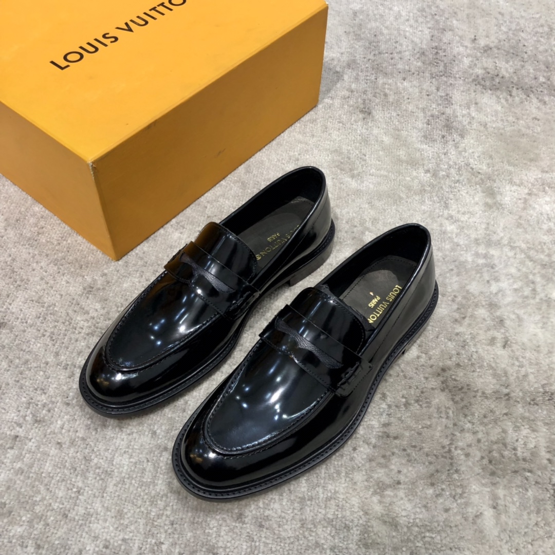 נעליי עור גברים מבוגרים Louis Vuitton עור מוביל ומסודר 4 i1677571929 5555 2