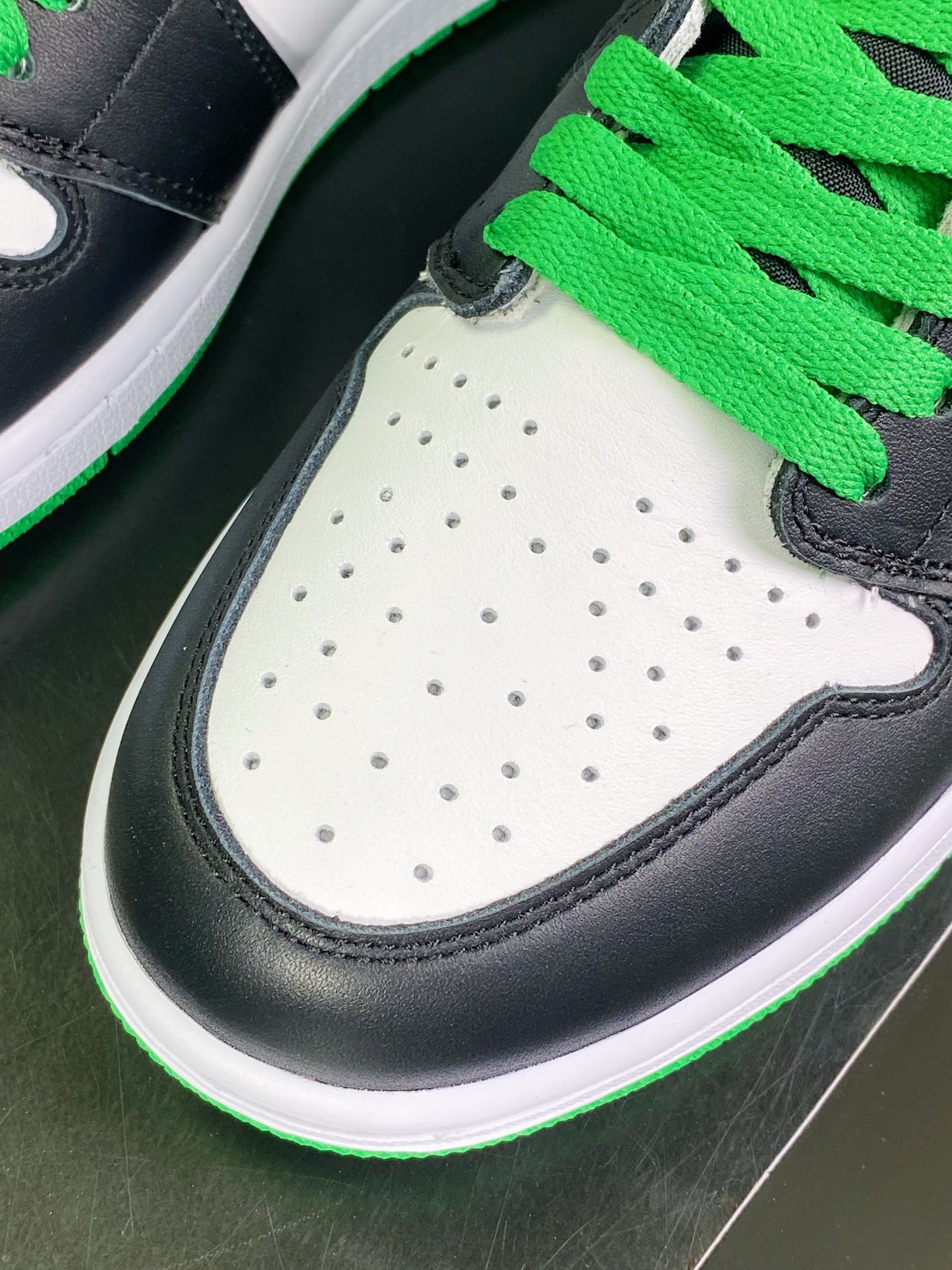 280 Air Jordan 1 Retro High OG”Lucky Green”AJ1代篮球鞋“黑绿脚趾幸运绿”DZ5485-031