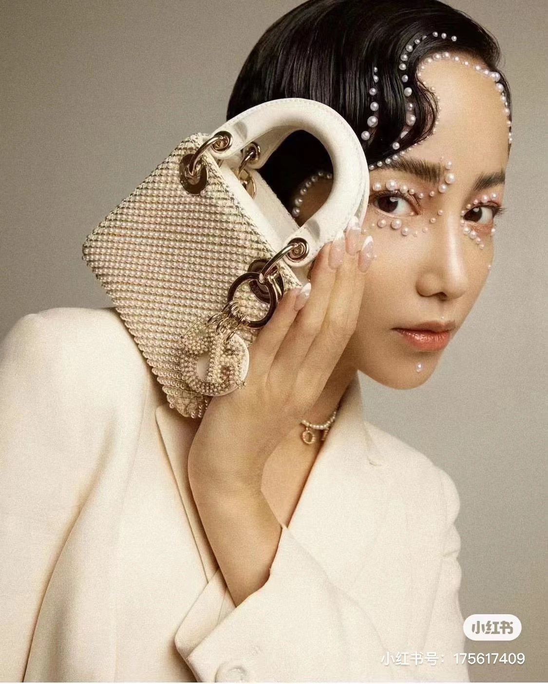 Dior Product _dhTqfr2DWJ8m-UN6uIVap97qwF6mlRq1IlU6wrA