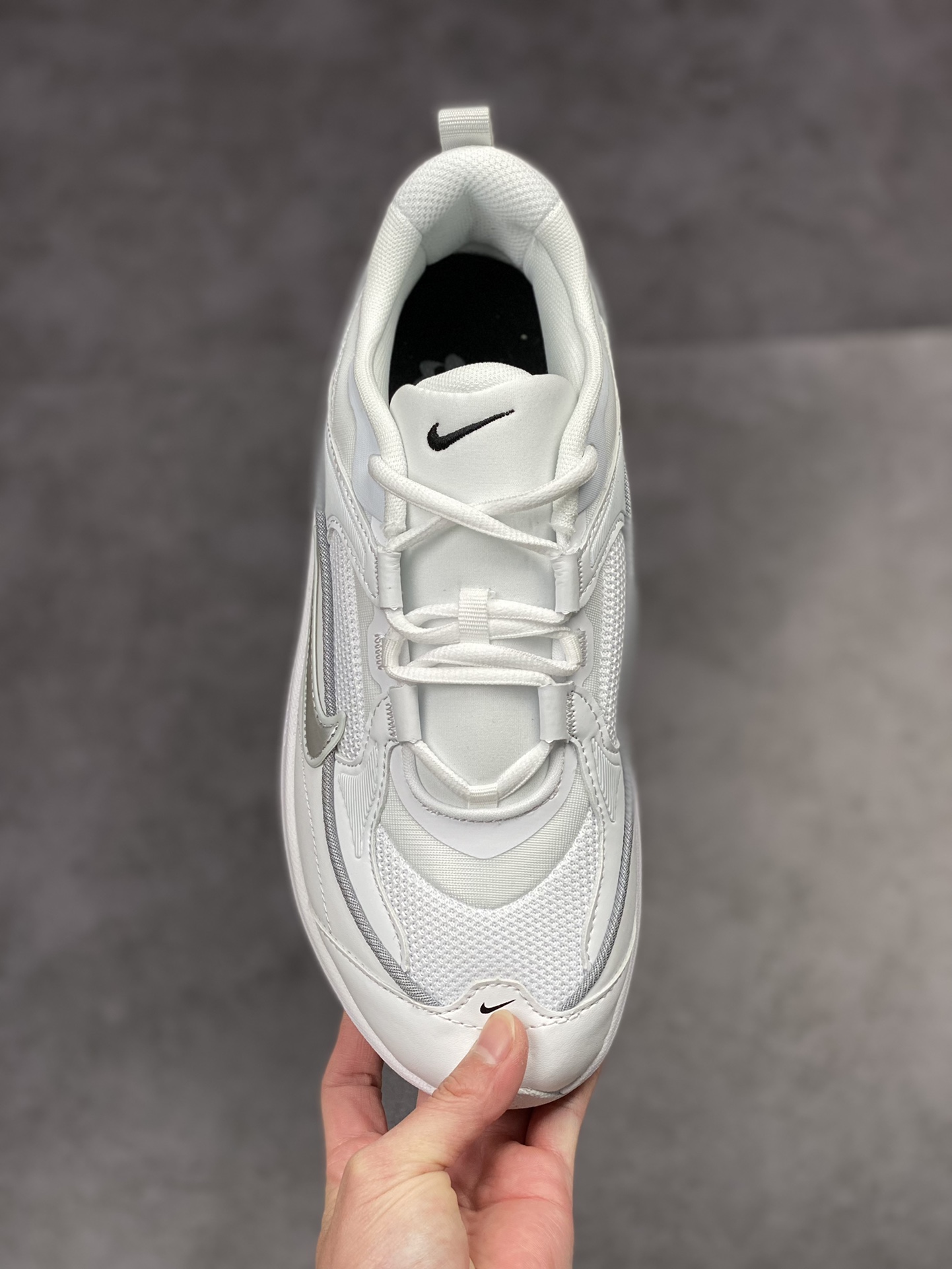 180 Nike Air Max Bliss 复古单品 DH5128-101