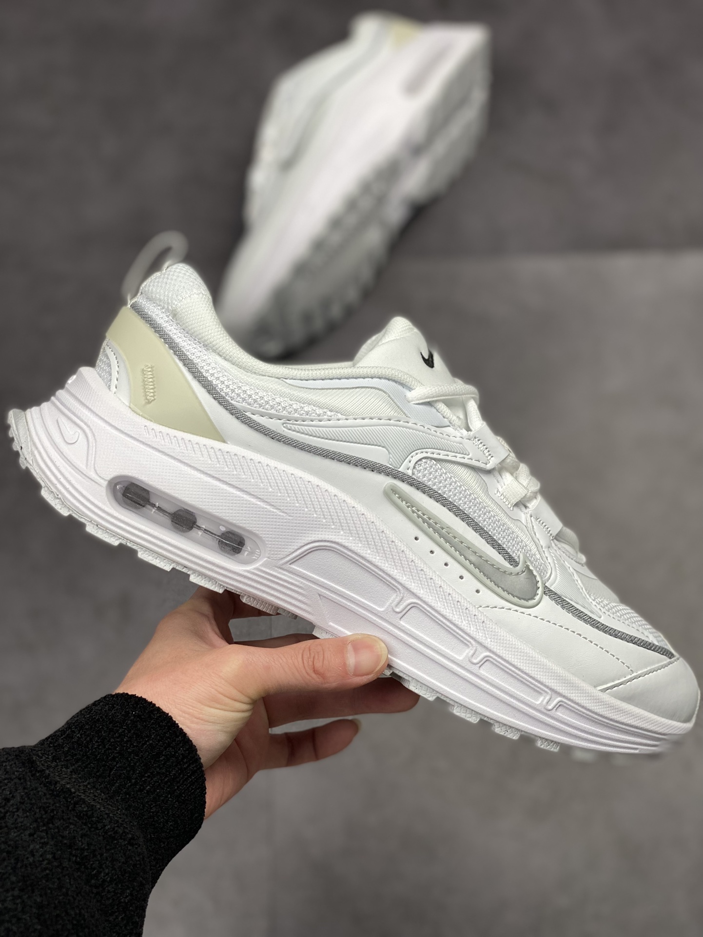 180 Nike Air Max Bliss 复古单品 DH5128-101